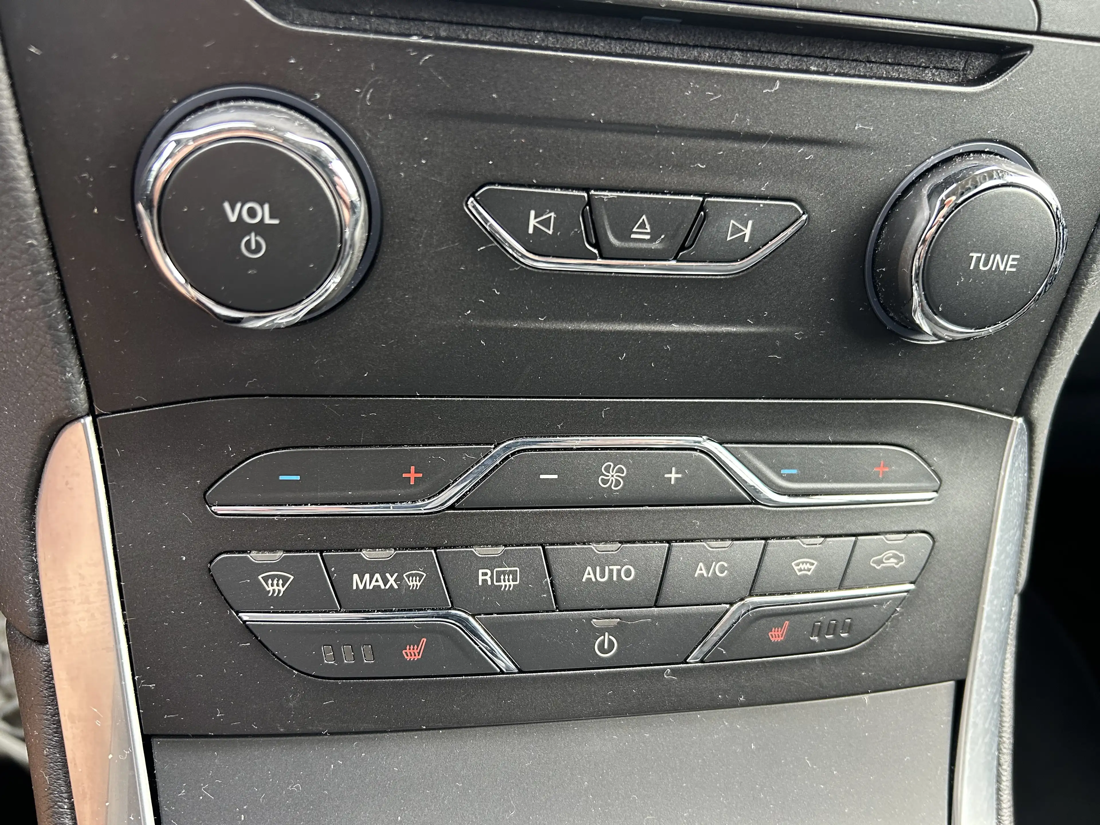 Ford S-Max S-Max 2.0 TDCi Connected AdBlue (EU6d)5 PORTES AIR — photo 12