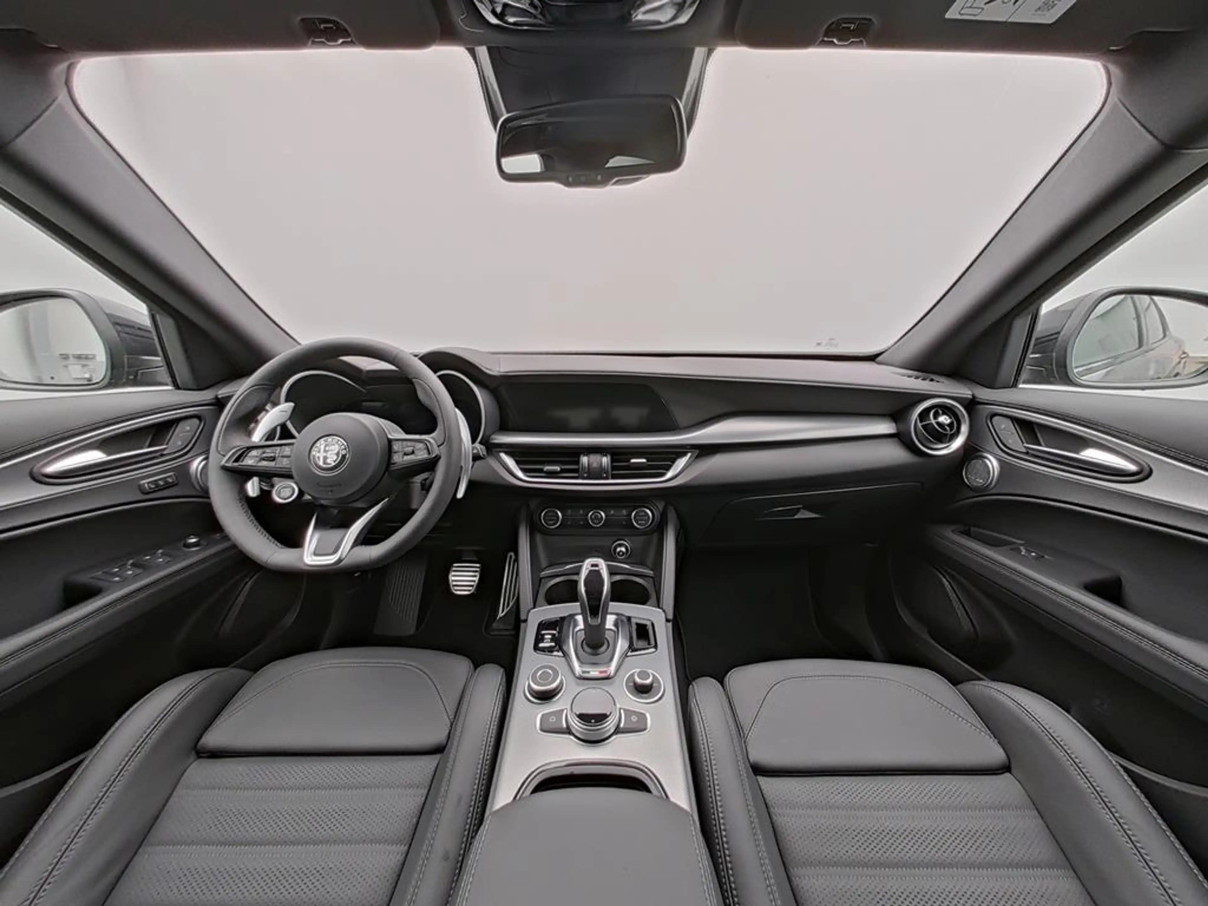 Alfa Romeo Stelvio Veloce Q4 2.2 Diesel Pano + AHK + Sound — photo 12
