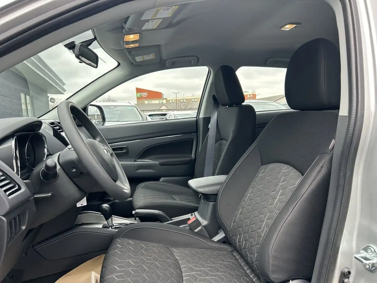 Mitsubishi RVR снимка Mitsubishi RVR