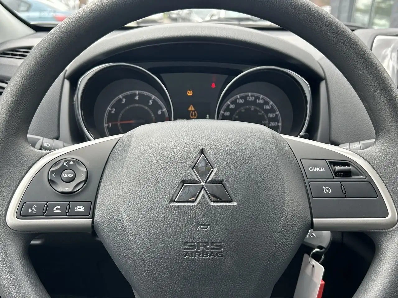 Mitsubishi RVR снимка Mitsubishi RVR