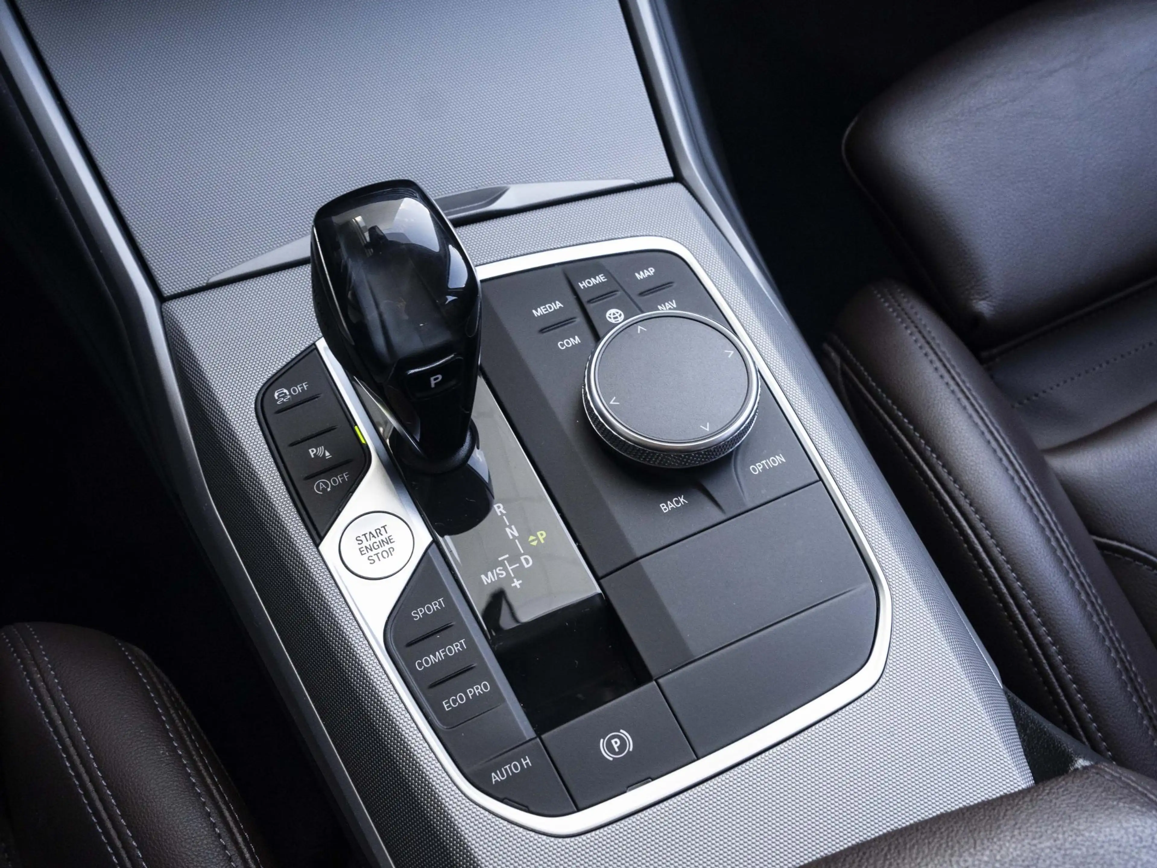 BMW 330 3 Serie 330i Touring | High Executive | Parking As — photo 13