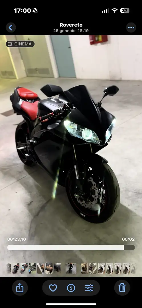 Yamaha YZF-R1 - 2