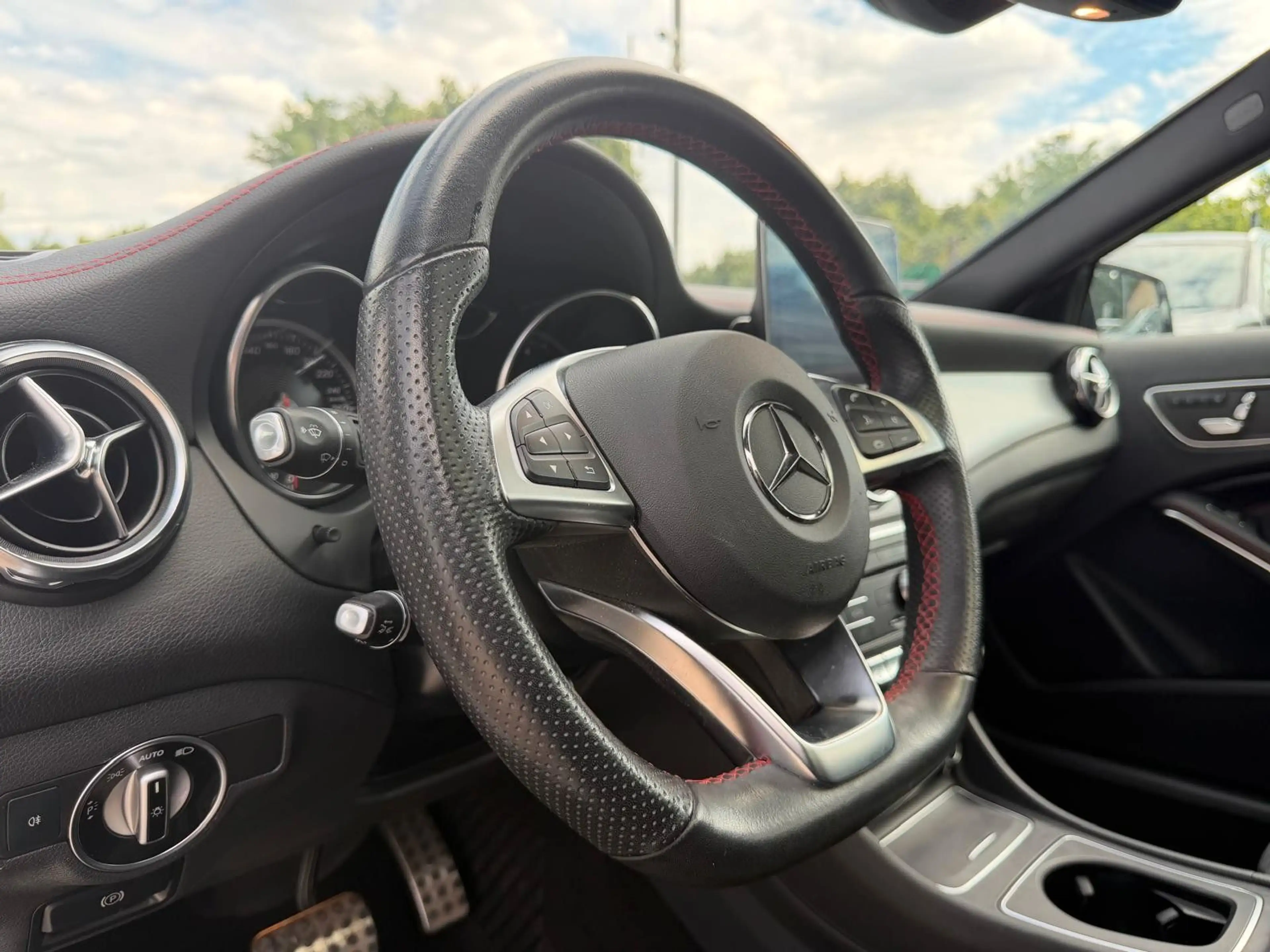Mercedes-Benz GLA 220 d DCT ACC*Kamera*Navi*Pano*Leder*Memory — photo 8