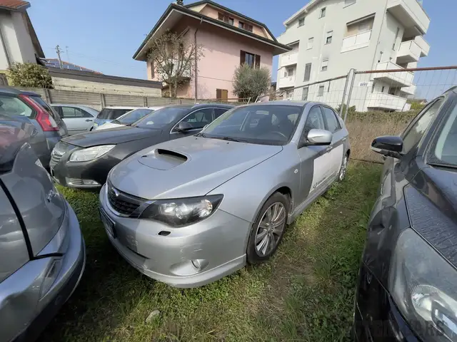 Subaru Impreza IMPREZA 2.0D SPORT 4Q - VETTURA NON RICONDIZIONATA - COMMERCIANTI