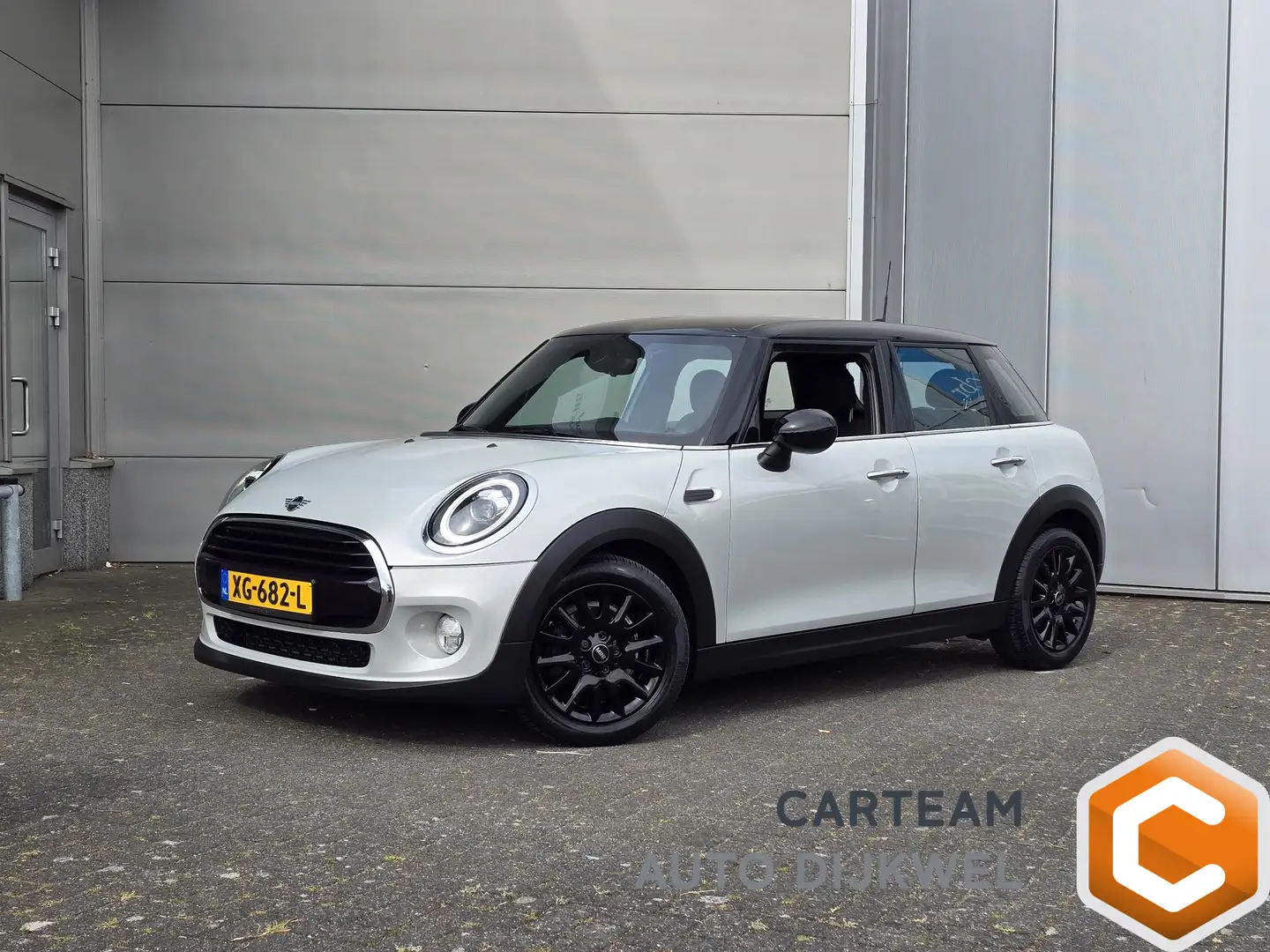 MINI Cooper Mini 1.5 Chili Slechts 22.000 km!! Weiß - 1