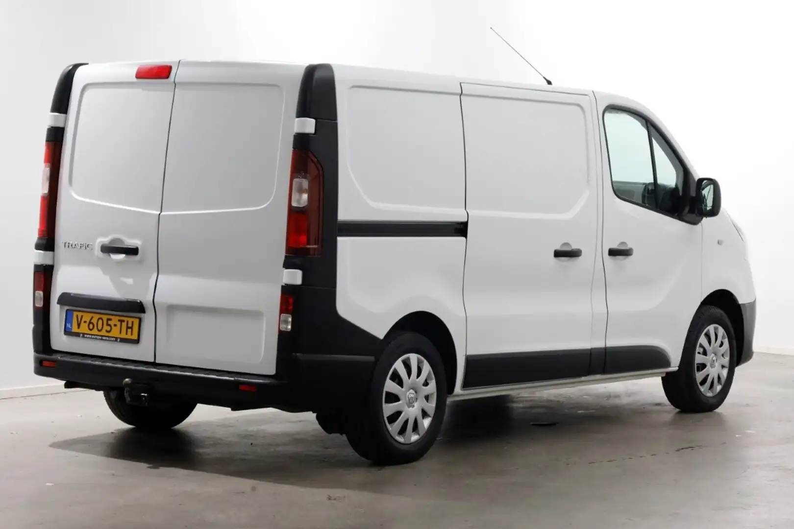 Renault Trafic 1.6 dCi 120pk E6 L1H1 Comfort Airco/Navi 11-2018 Blanc - 2