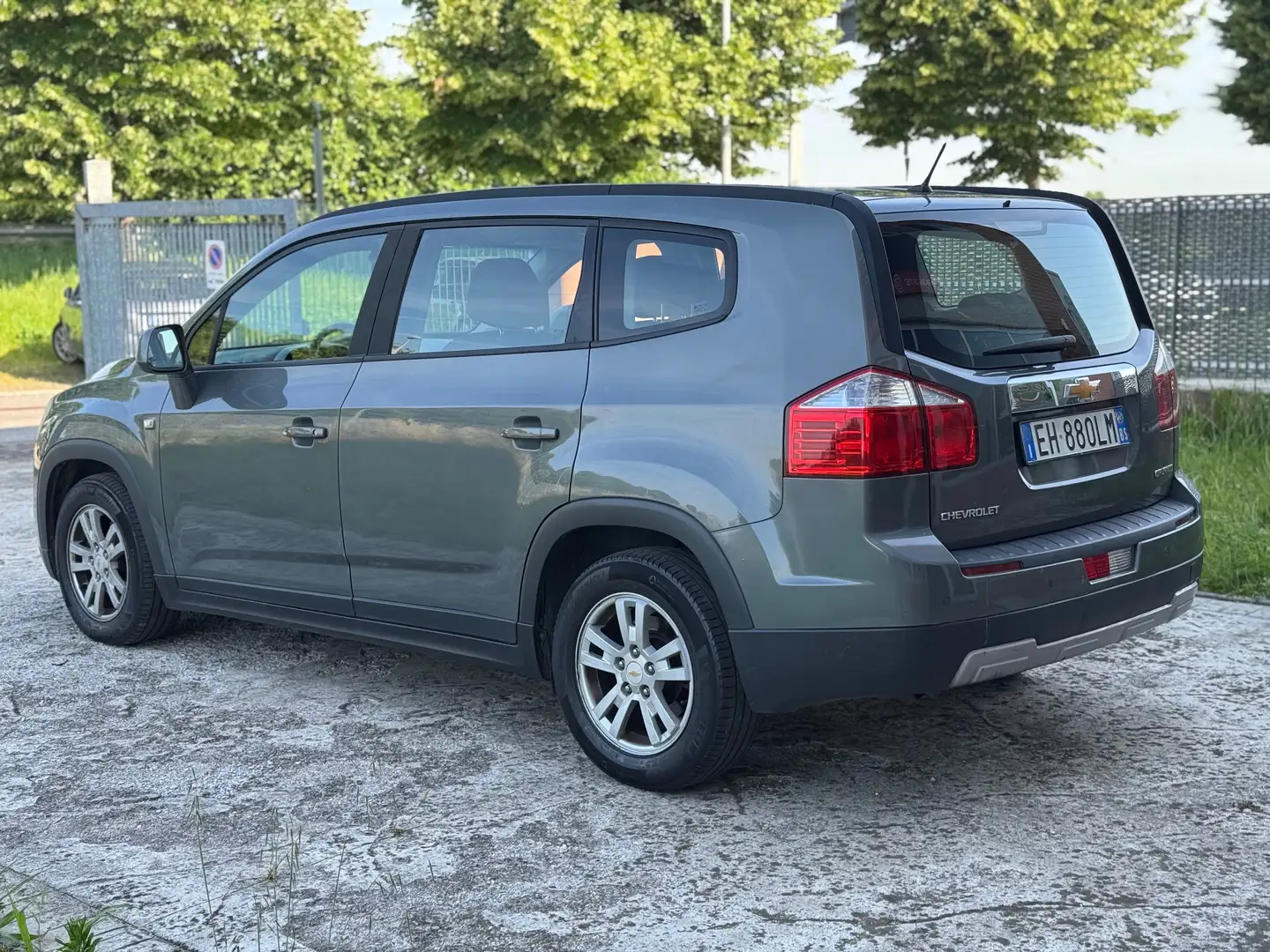 Chevrolet Orlando 2.0d LT 130cv 7 POSTI Gri - 1