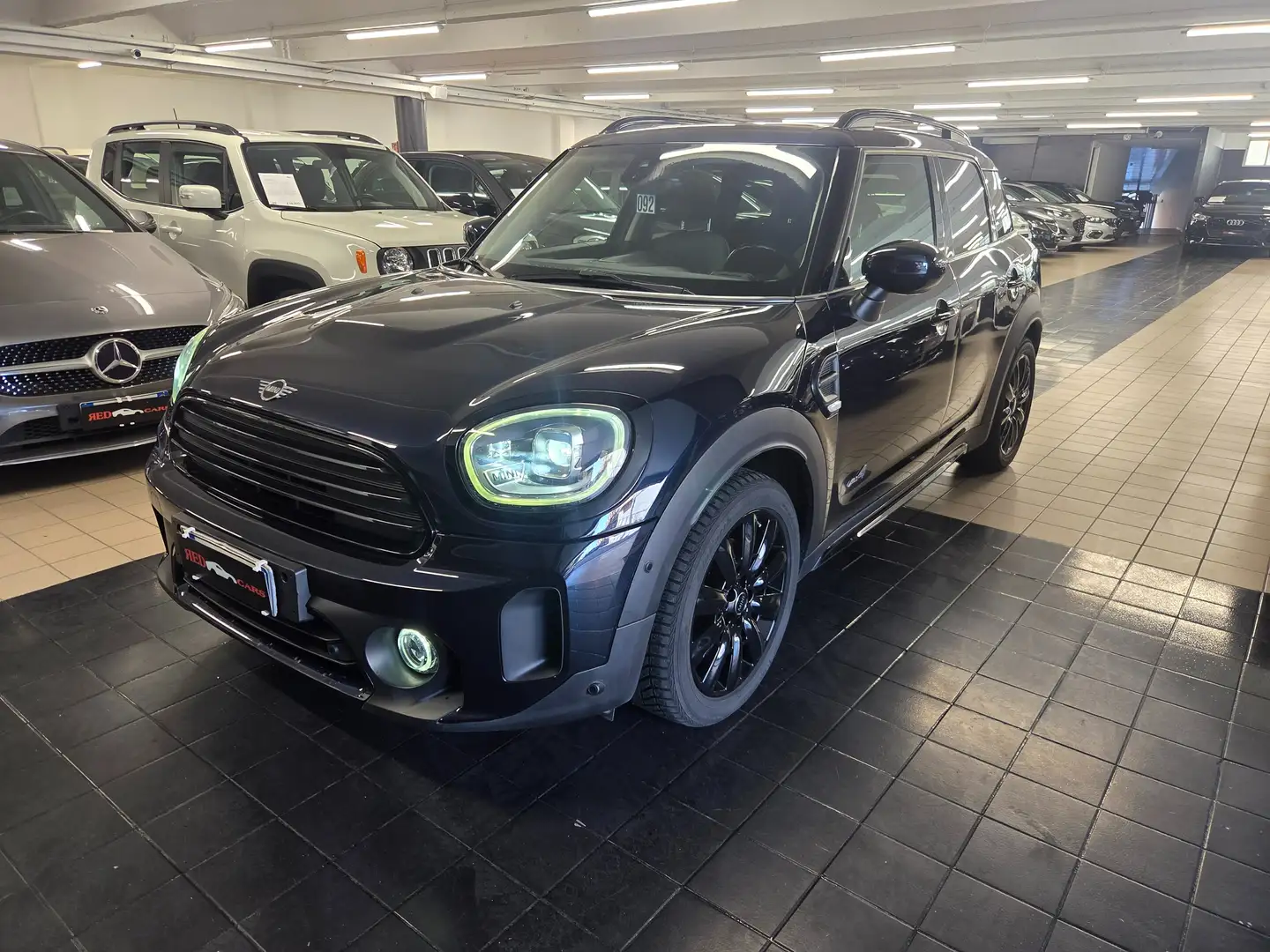 MINI Cooper D Countryman F60 2.0 Hype all4 auto Nero - 2