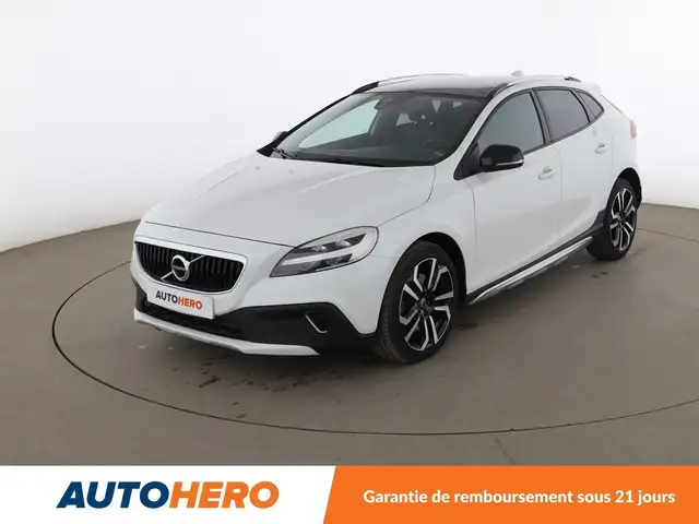 Volvo V40 Cross Country 1.5 T3 Signature Edition Geartronic 6