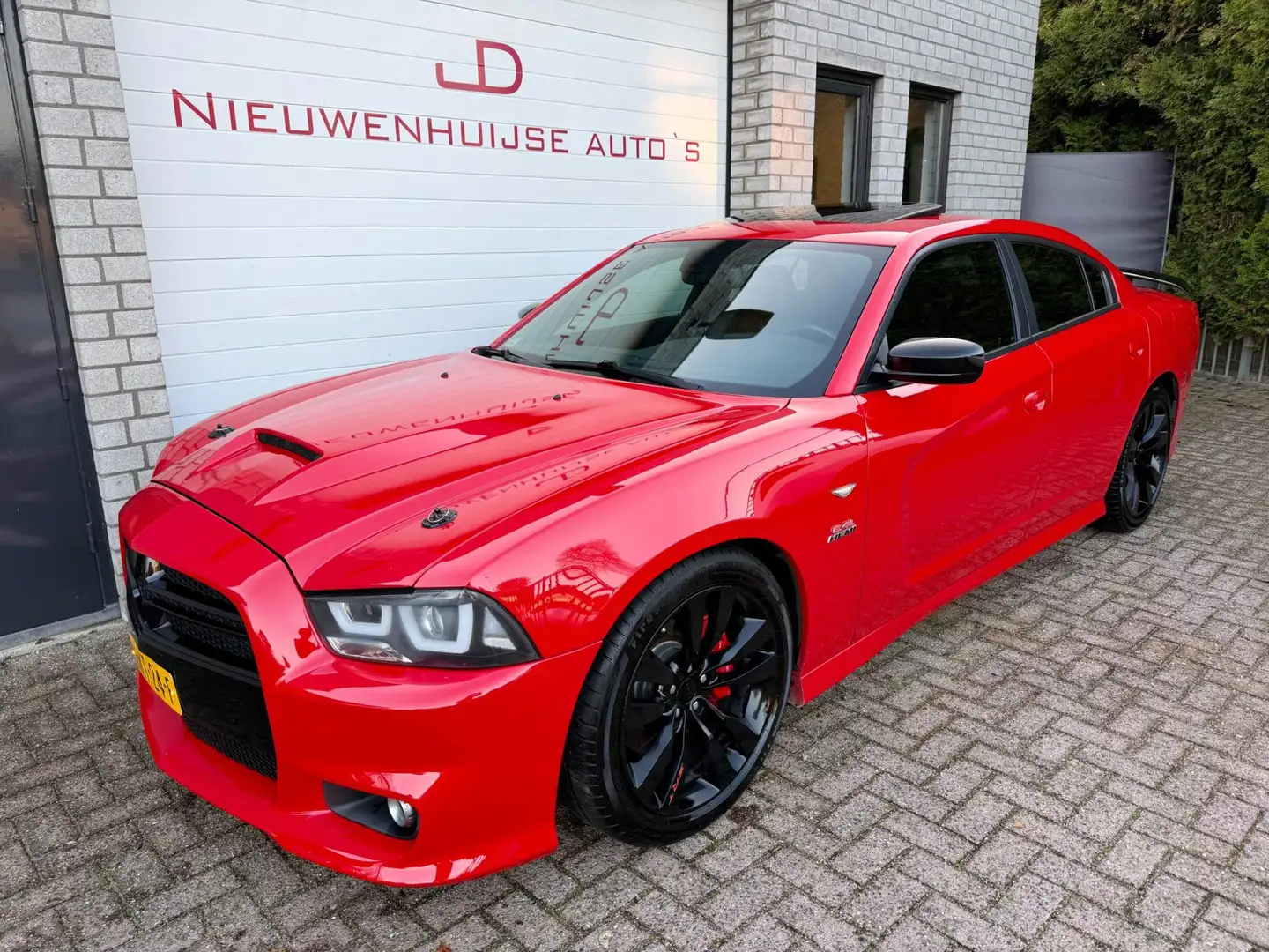 Dodge Charger SRT8 6.4 V8 HEMI 478pk, 128.243km, LPG G3, full op Rouge - 1