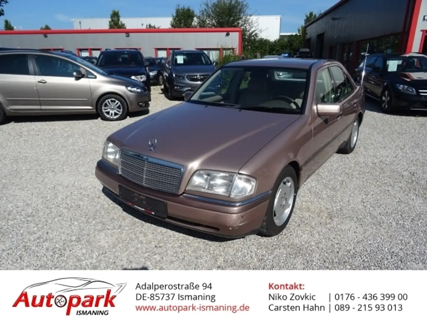Mercedes-Benz C 180 Elegance Alu Sportfahrwe rk eFH MAL SD ABS Hnědá - 1