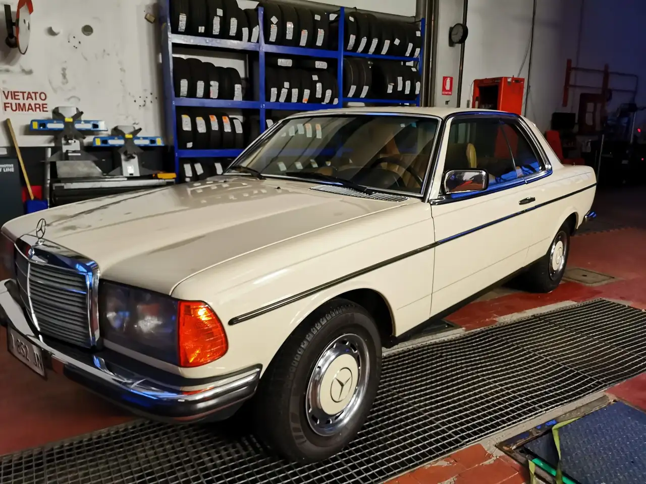 Mercedes-Benz CE 230, foto 7