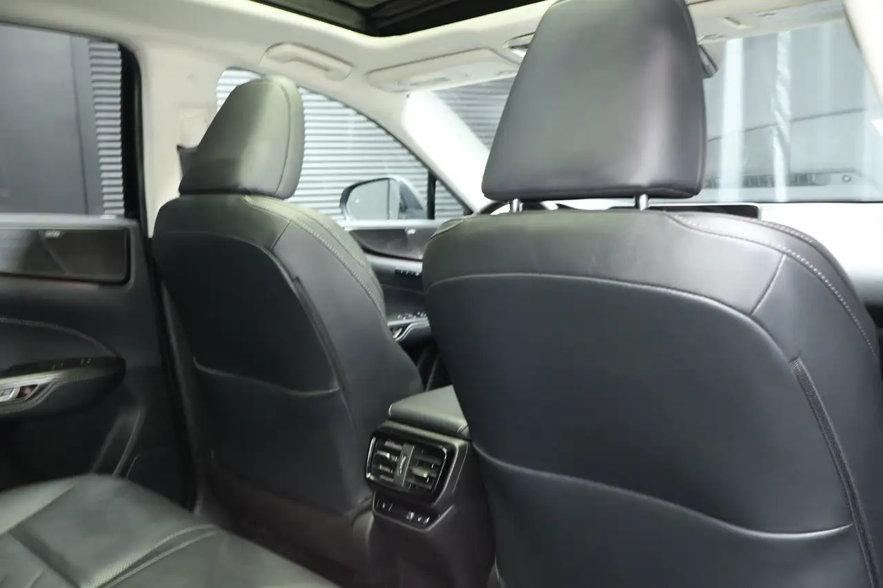 Lexus NX снимка Lexus NX