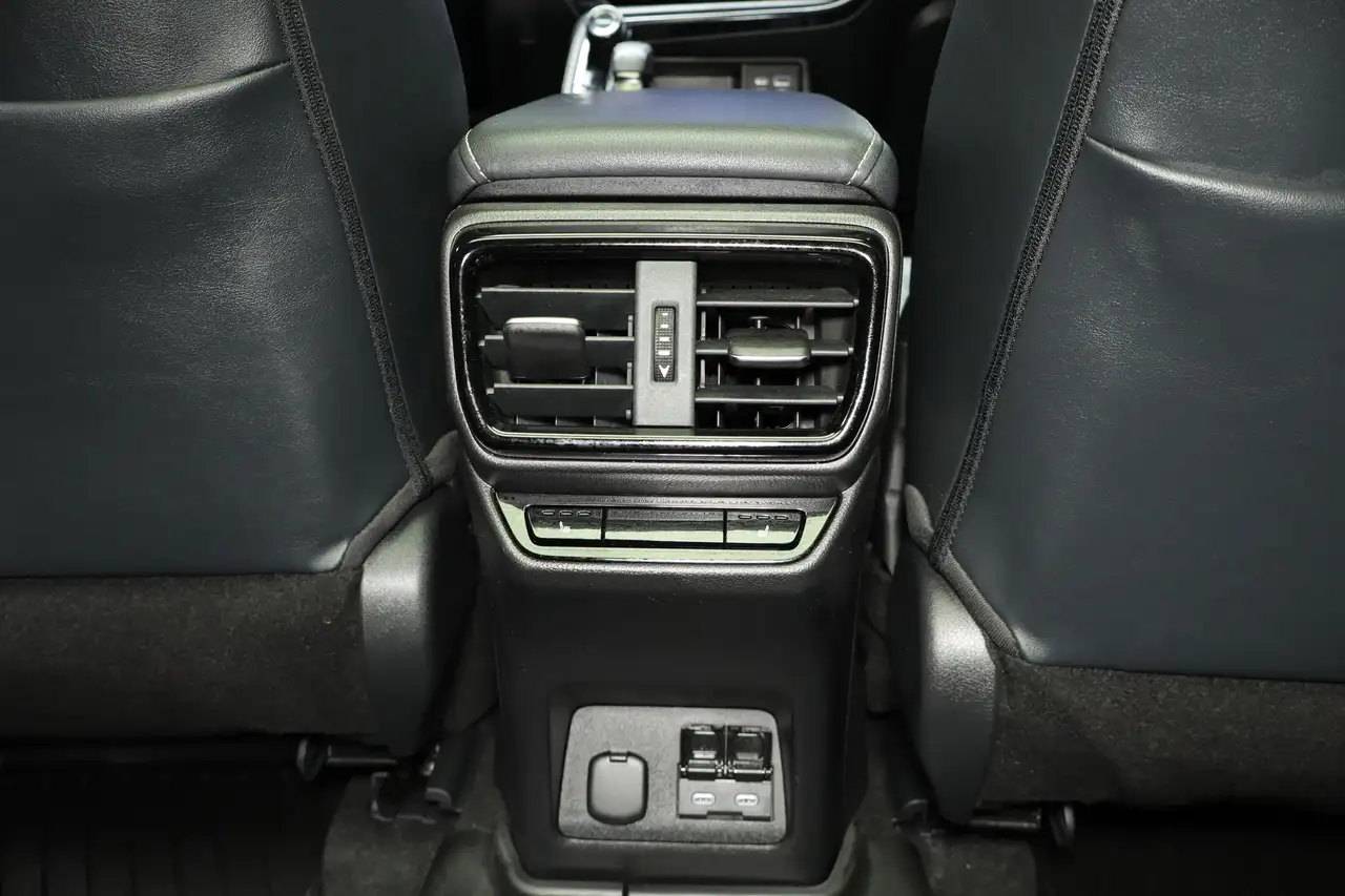 Lexus NX снимка Lexus NX
