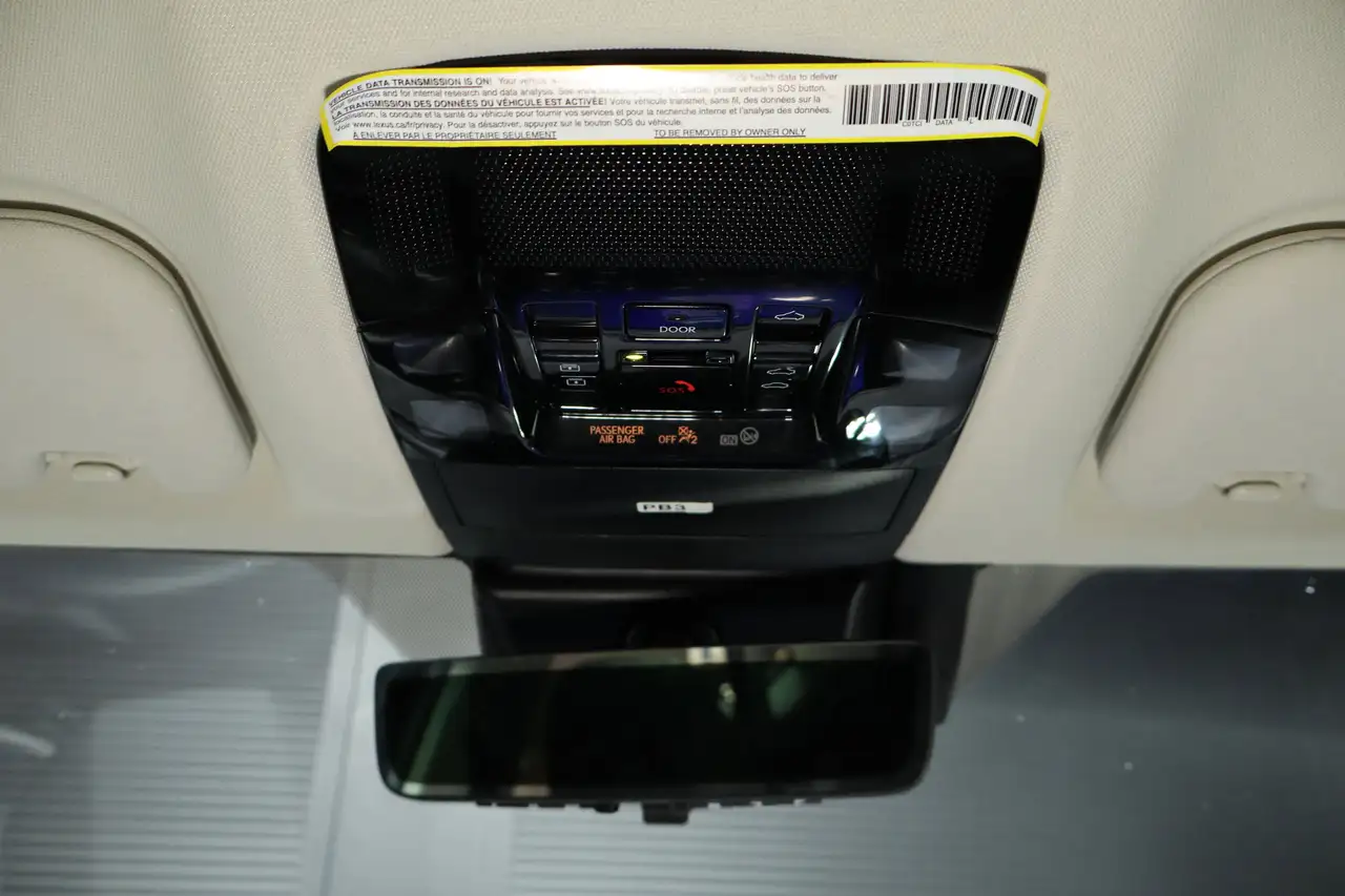 Lexus NX снимка Lexus NX