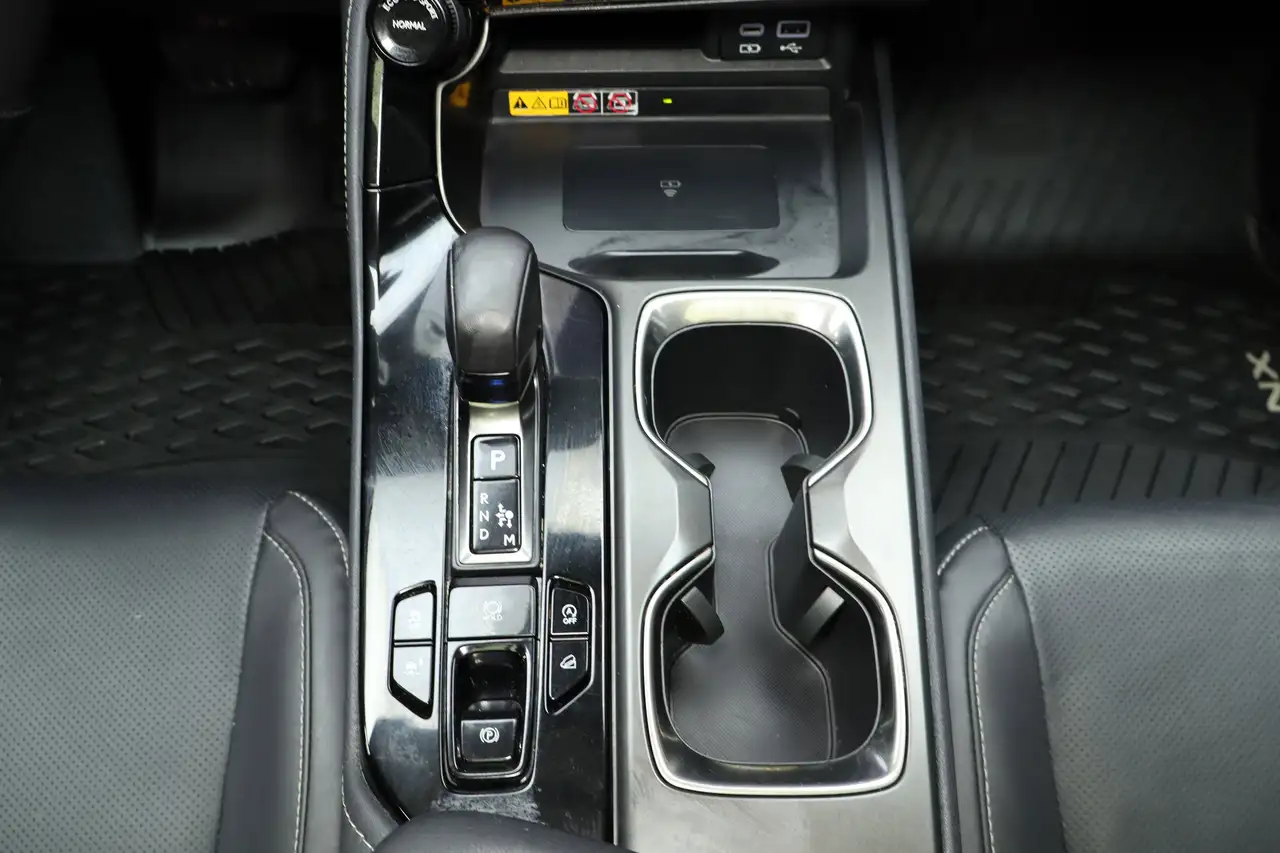 Lexus NX снимка Lexus NX