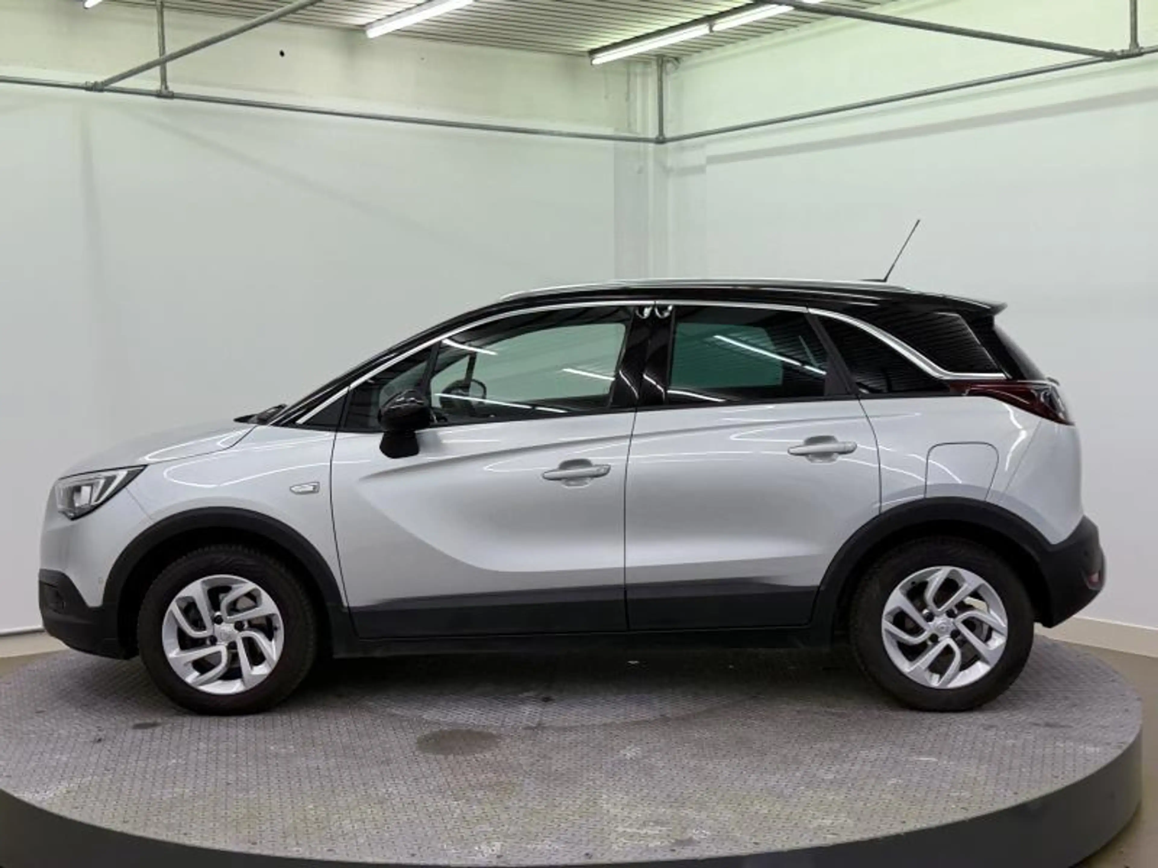 Opel Crossland elegance met heel veel extras — photo 11