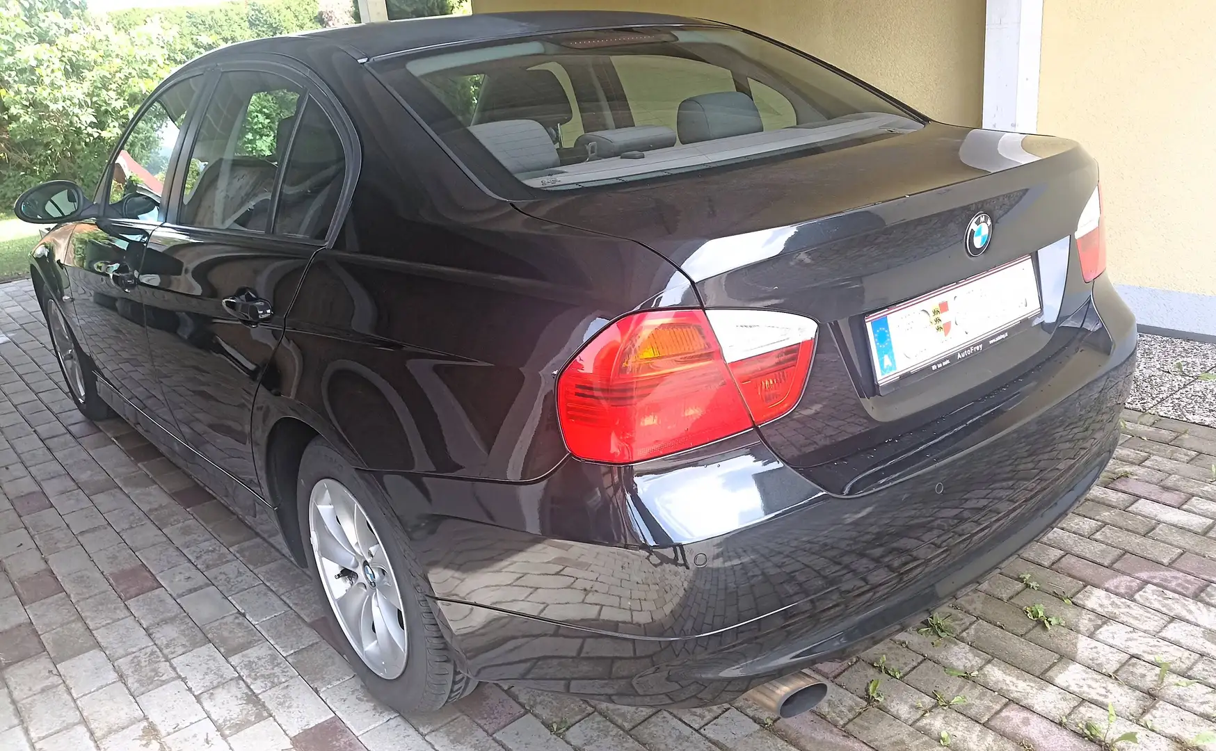 BMW 318 318d Österreich-Paket Österreich-Paket Schwarz - 2