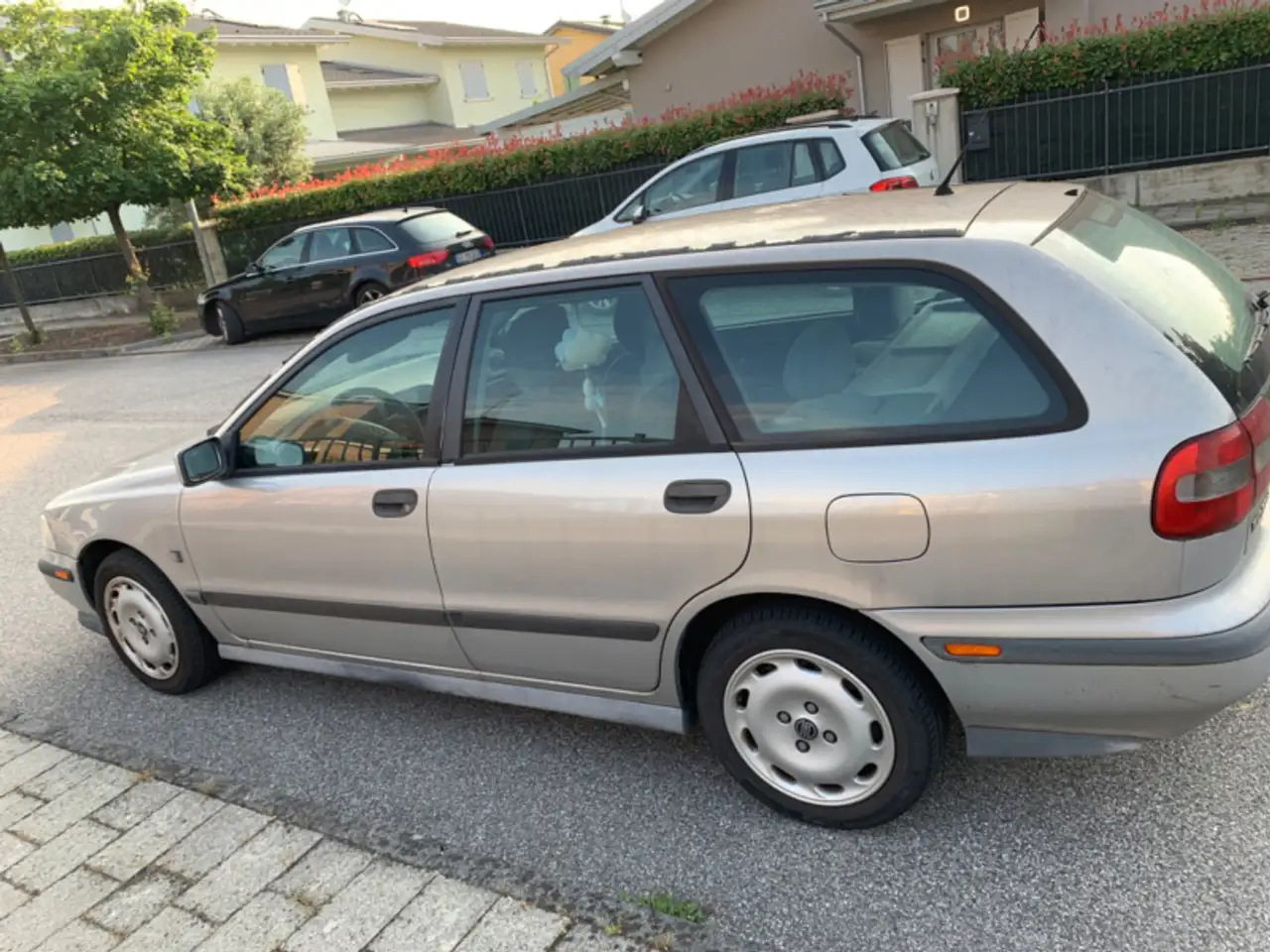 Volvo V40 1.8 16V cat SOLO VENDITA EXPORT, foto 2