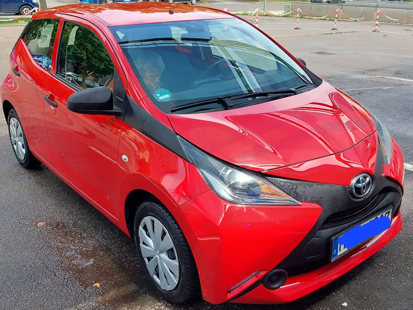 Toyota Aygo Aygo 5-Türer x mit x-business Paket - 1