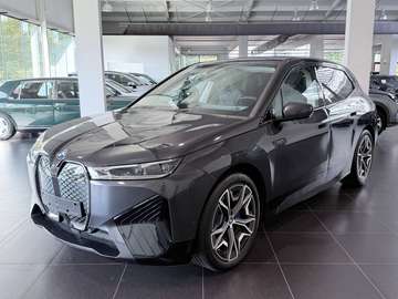 iX 76.6 kWh xDrive40