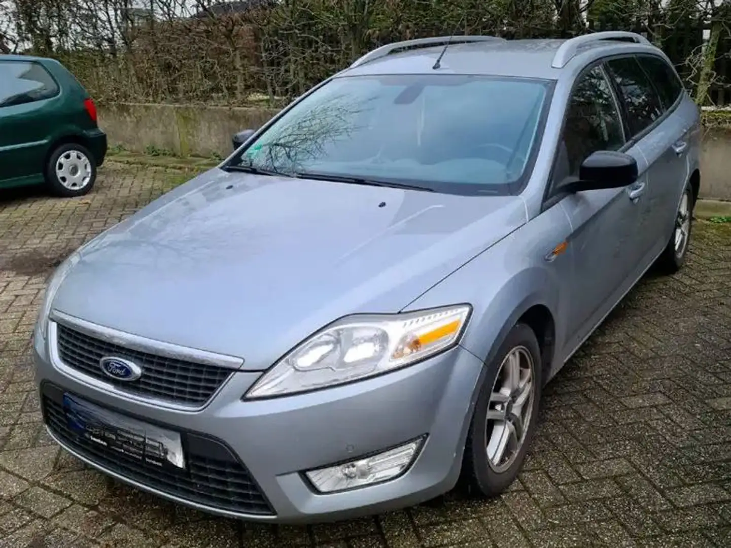Ford Mondeo GhiaX Automatik Voll Motor Klackert Silber - 1