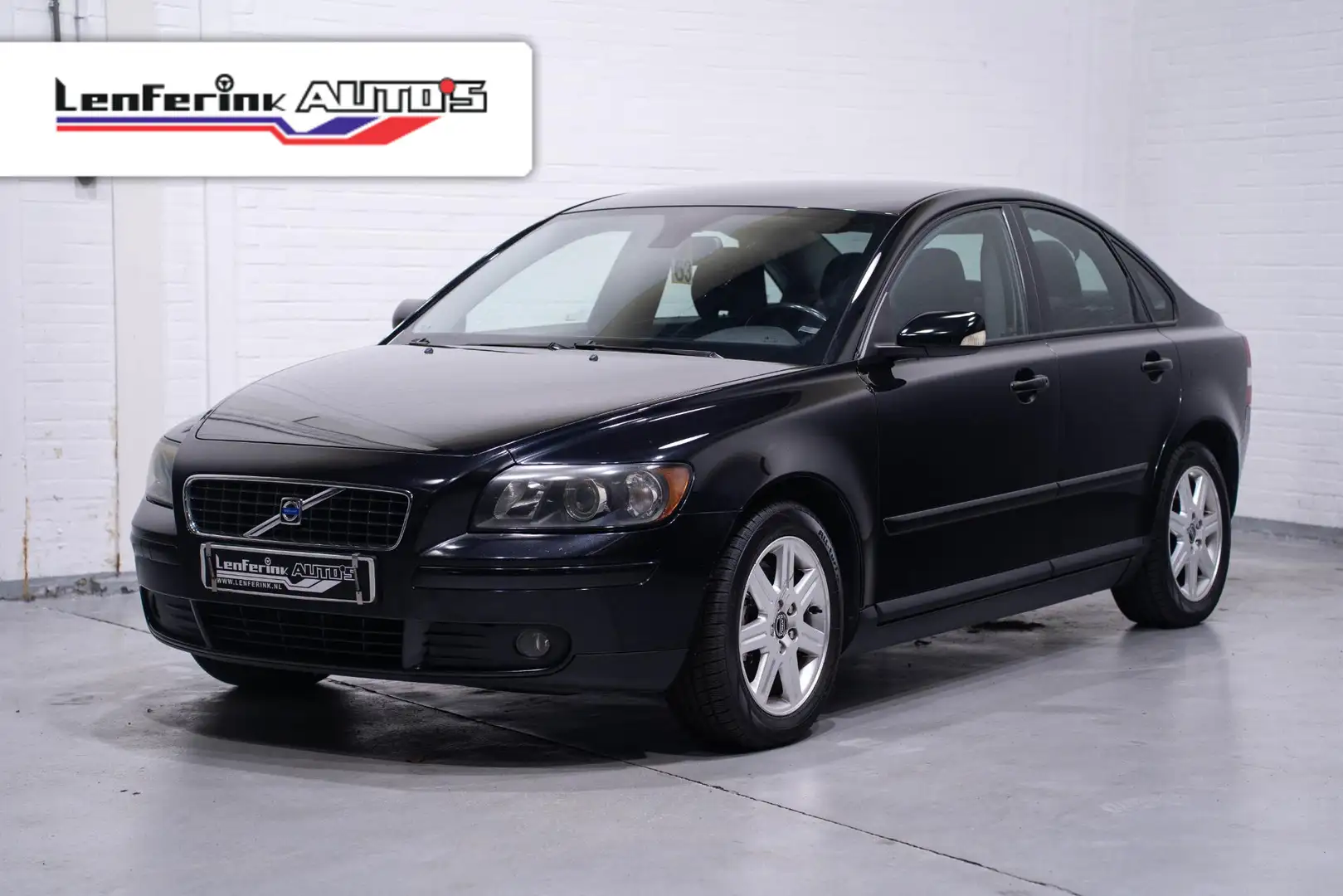 Volvo S40 1.8 Summum Clima Trekhaak Negro - 1