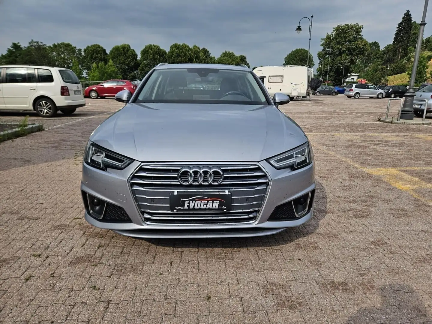 Audi A4 Audi A4 S line PROMO USATO/SCAMBIO Argent - 2