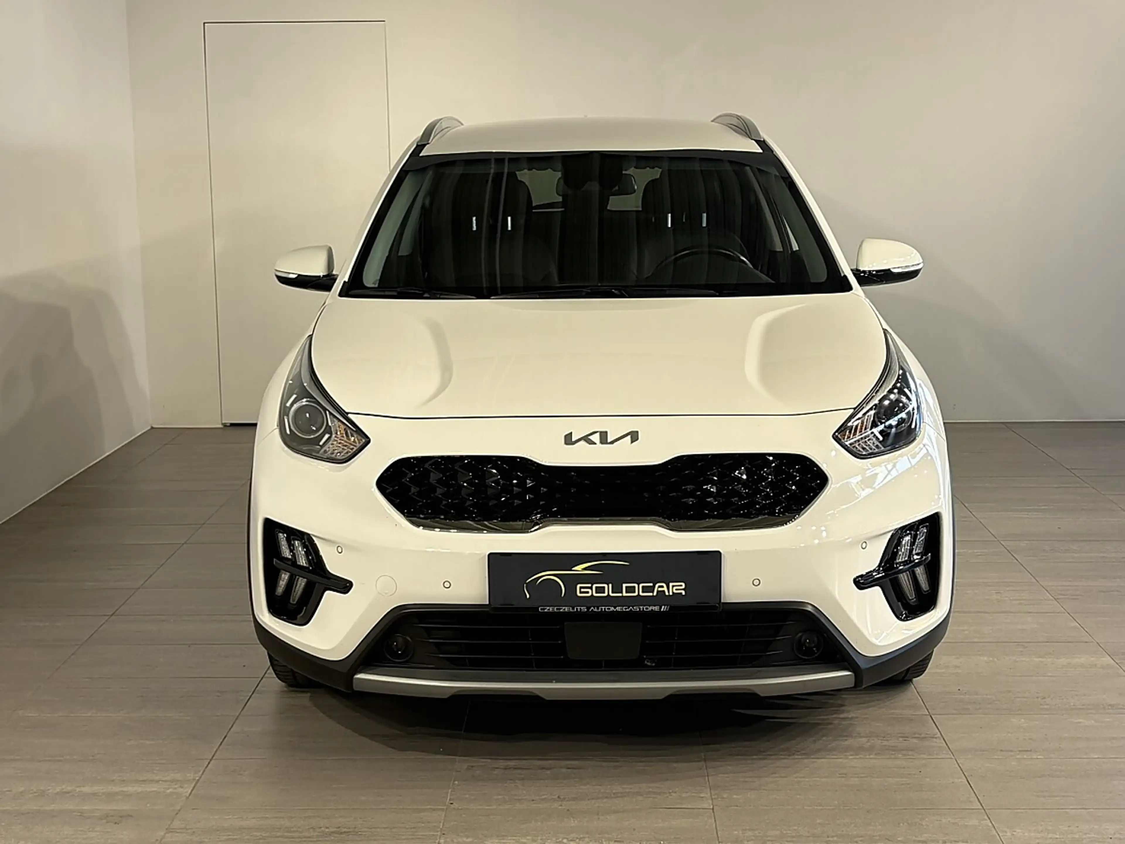 Kia Niro 1,6 GDI GPF Hybrid Gold DCT Aut. — photo 2