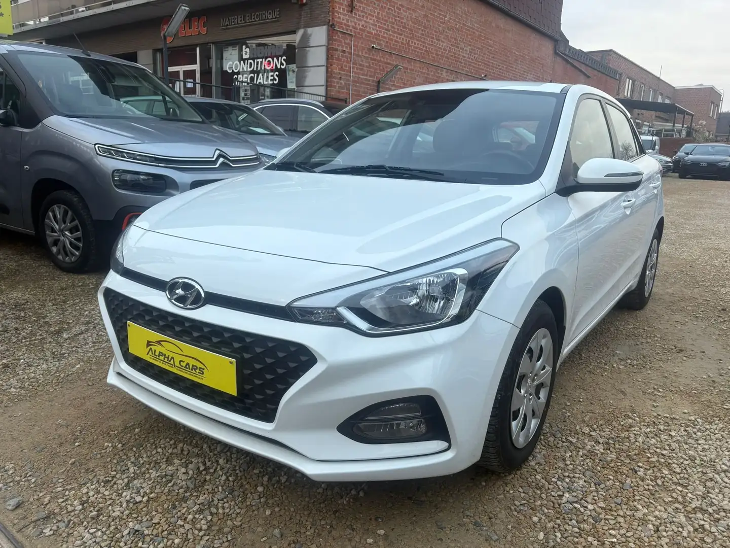 Hyundai i20 *CLIM*2018*CAPTEUR*GARANTIE Weiß - 1
