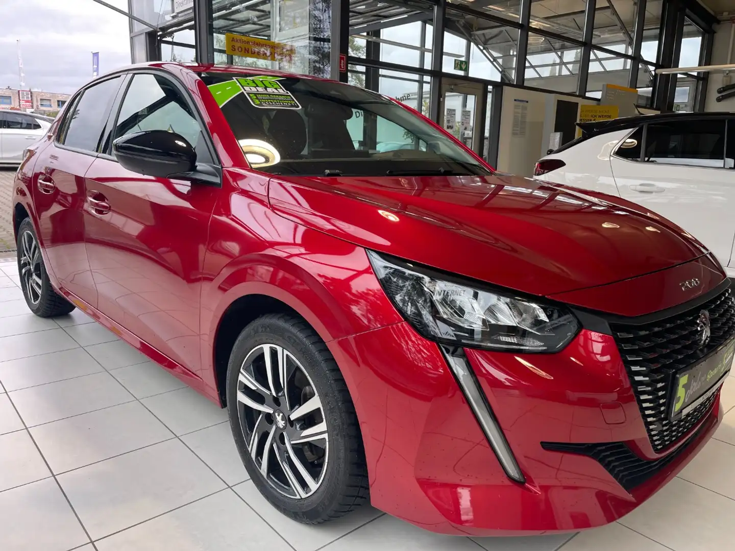 Peugeot 208 1.2 PureTech 100 Allure Pack SpurH LM KAM Rouge - 2