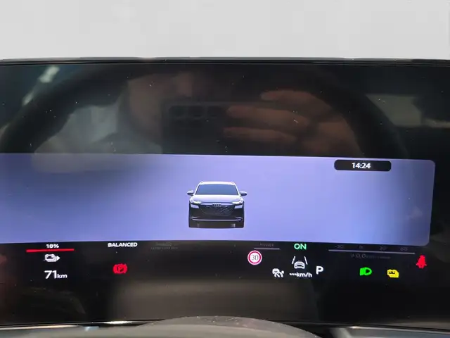 Audi Q4 E-Tron view 10