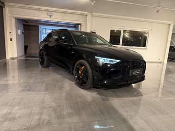 Q8 55 QUATTRO 408PK * BLACK PACK * S-LINE * APP *