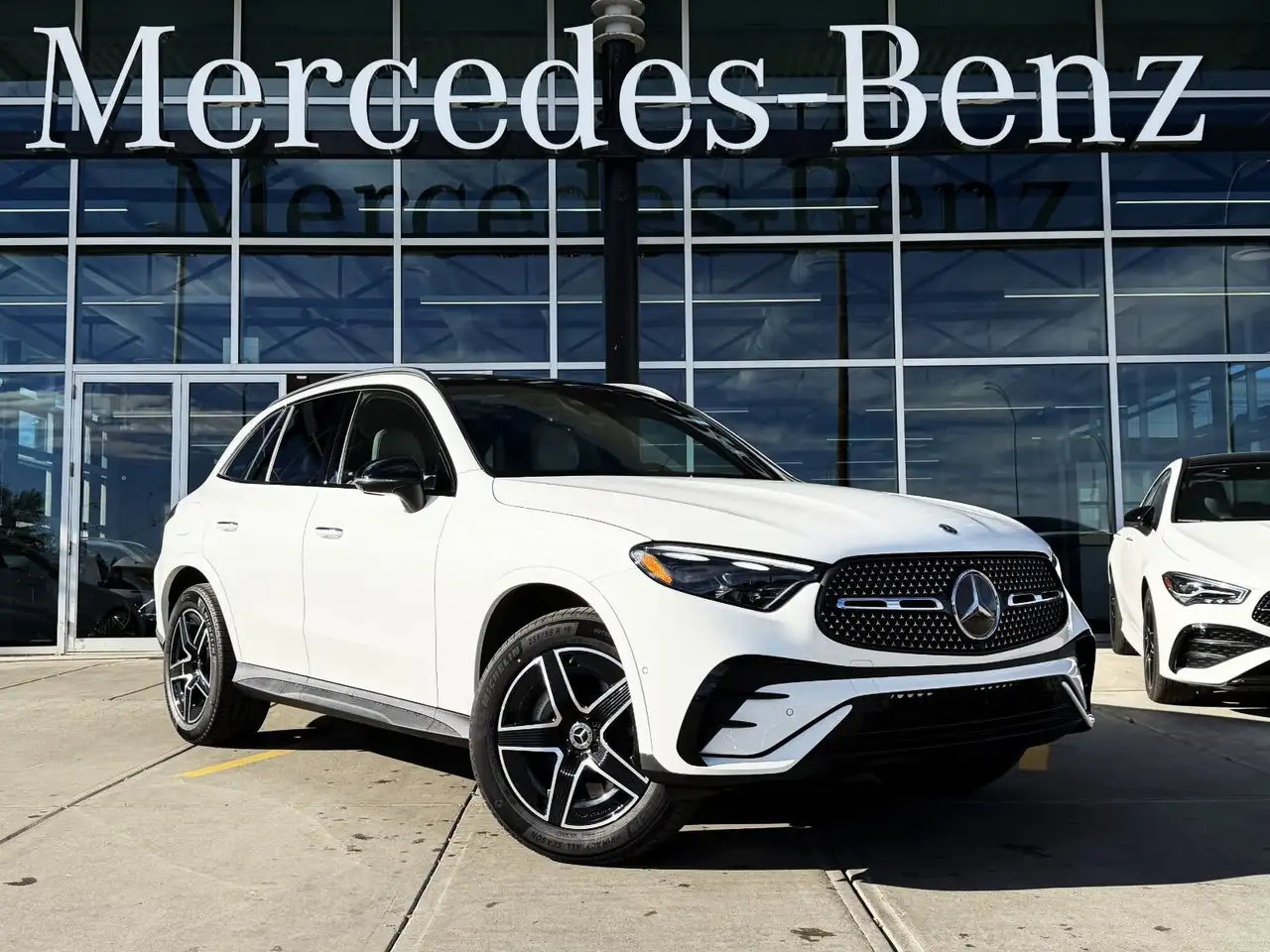 Mercedes-Benz GLC снимка Mercedes-Benz GLC
