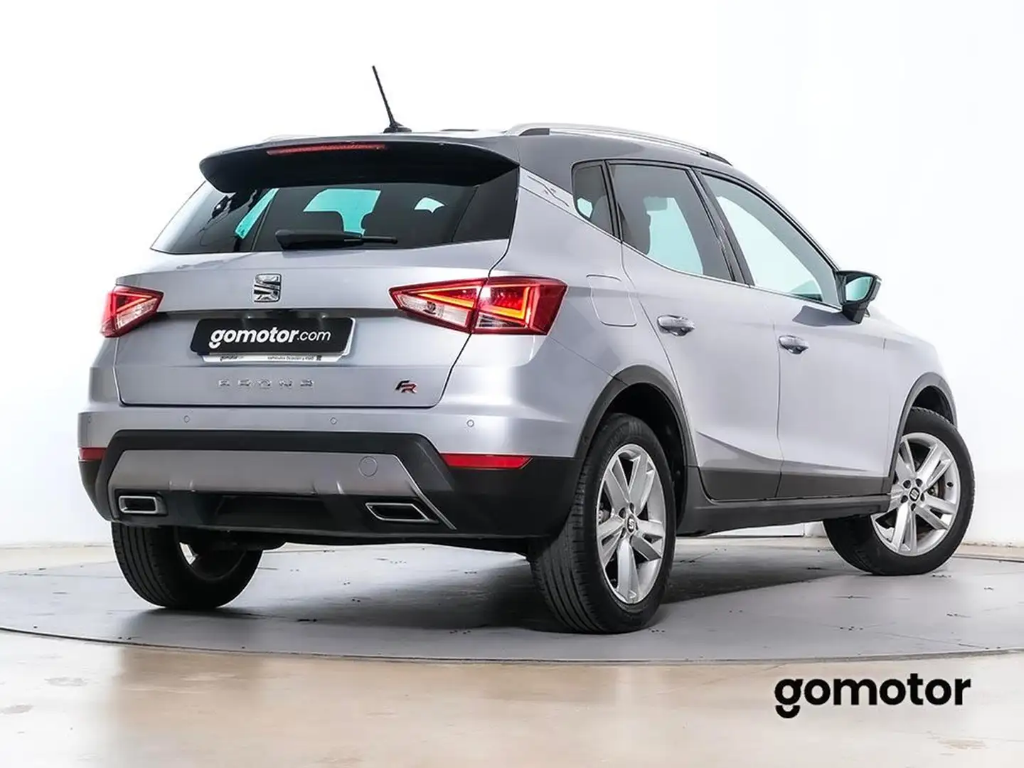 SEAT Arona FR 1.6 TDI 115 5P Gris - 2