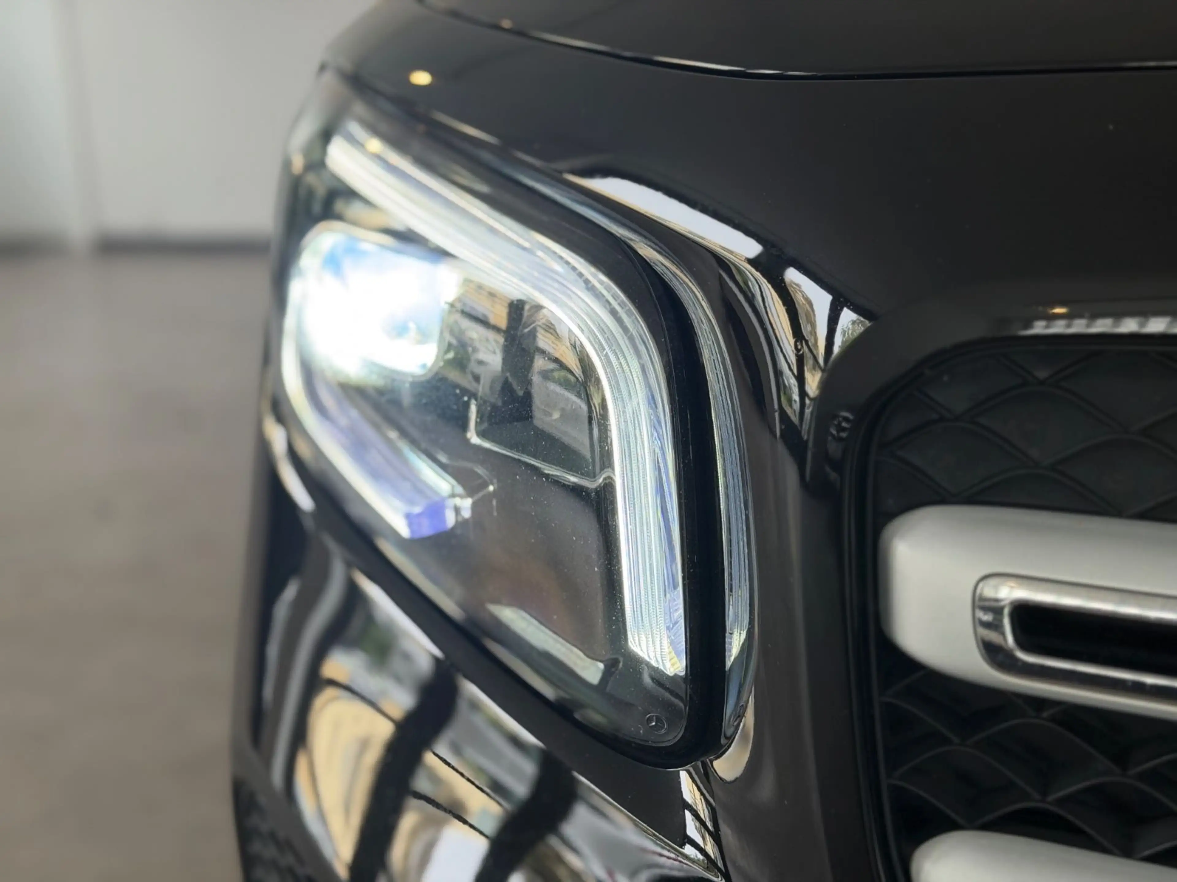 Mercedes-Benz GLB 200 d 1.Hand AHK 8xFACH Ambiente Temp — photo 6