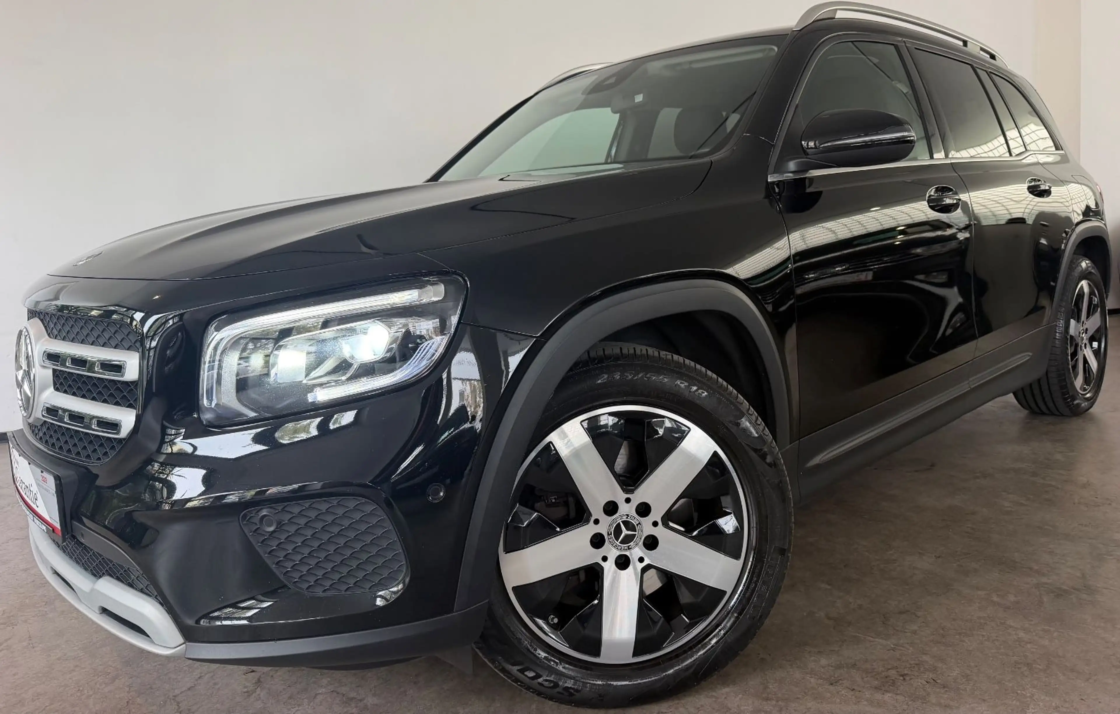 Mercedes-Benz GLB 200 d 1.Hand AHK 8xFACH Ambiente Temp — photo 9