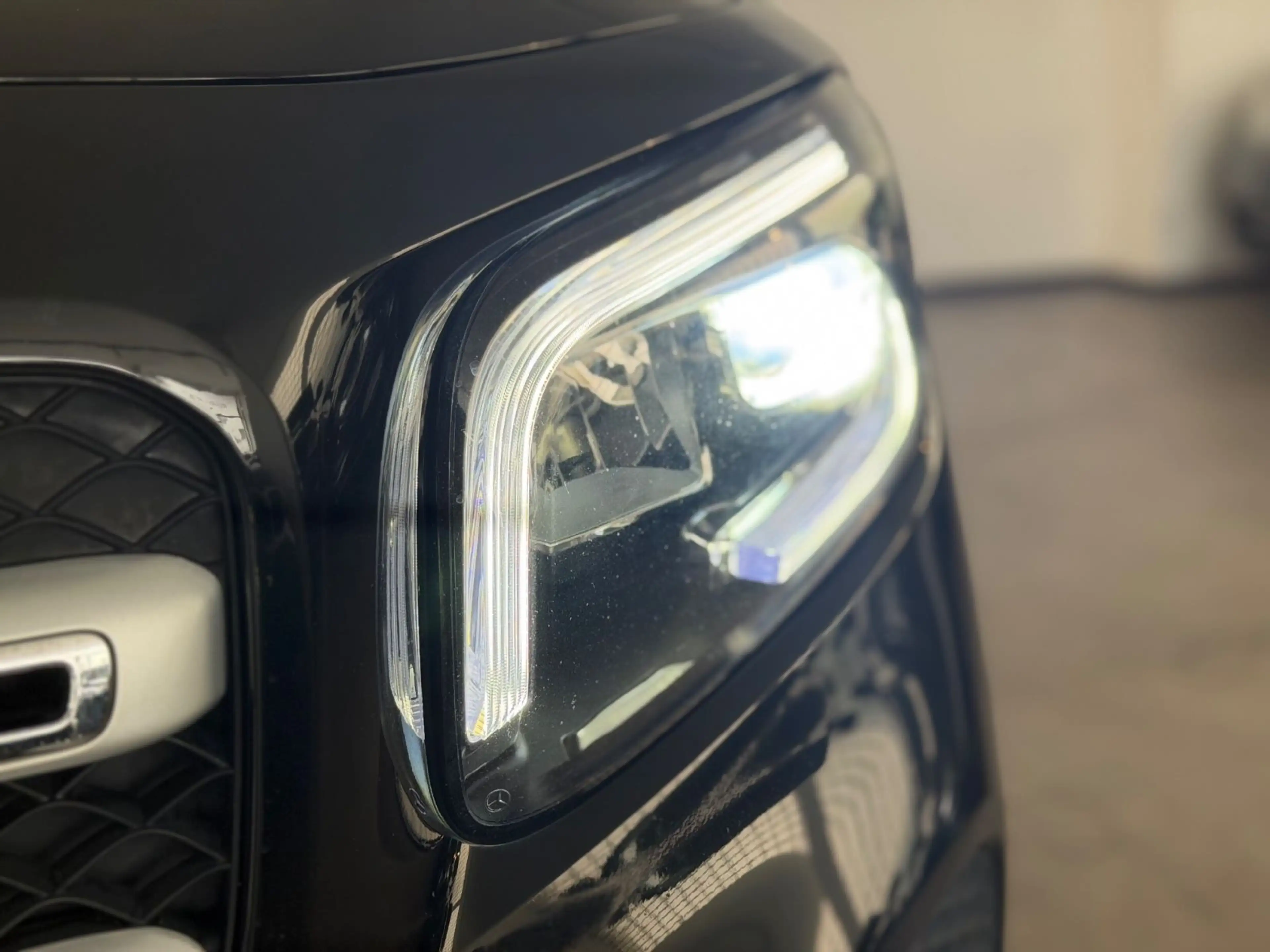 Mercedes-Benz GLB 200 d 1.Hand AHK 8xFACH Ambiente Temp — photo 8