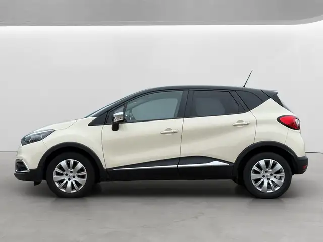 Renault Captur view 2