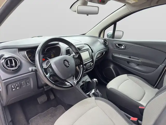 Renault Captur view 10