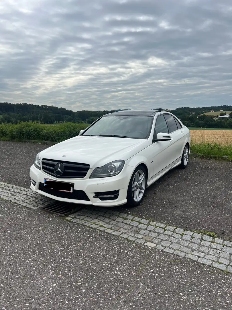 Mercedes-Benz C 350 Avantgarde BlueEfficiency 4MATIC Aut. - 1
