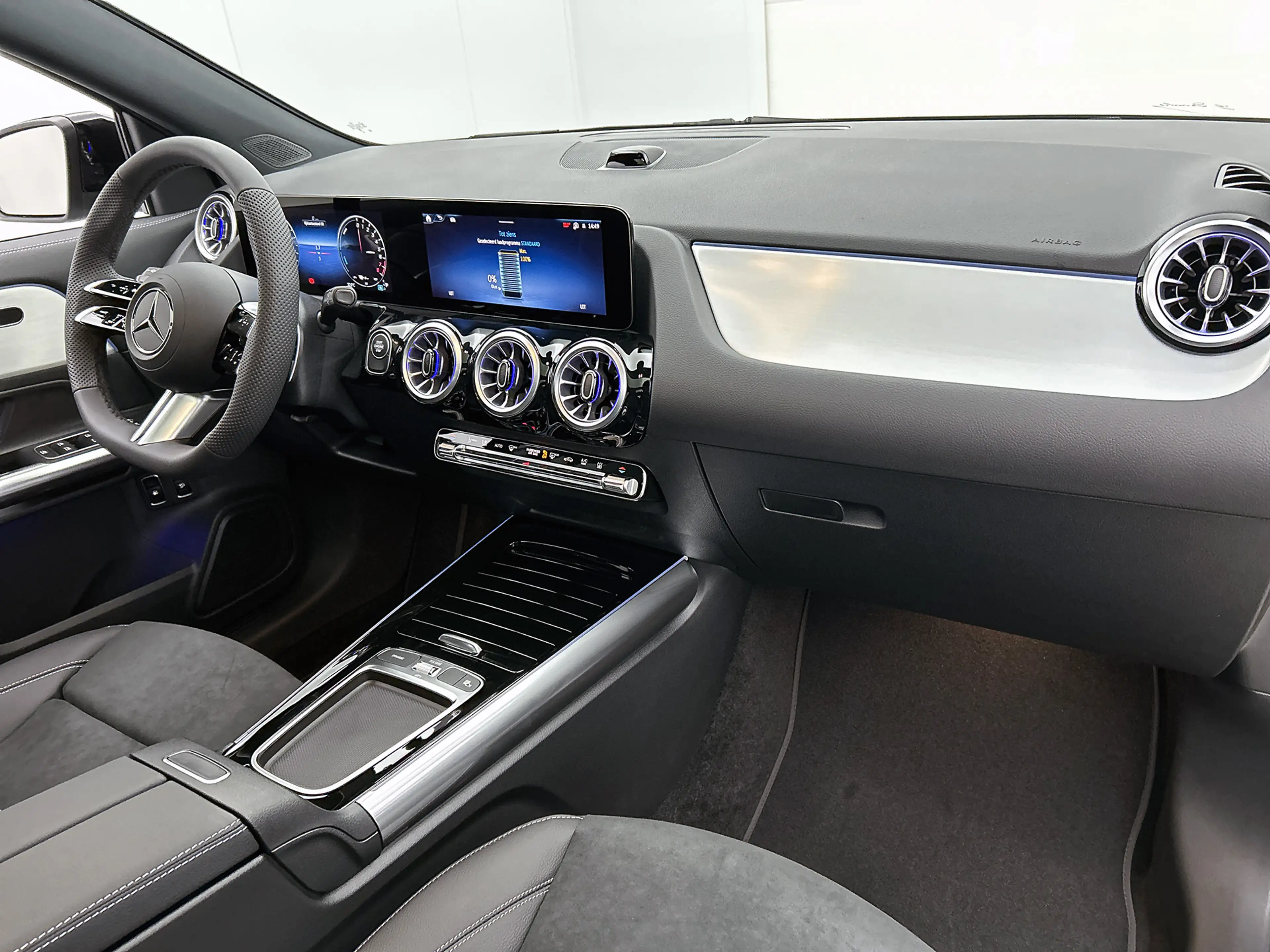 Mercedes-Benz GLA 250 e 140 Year Edition | Plus pakket | Nightpakket | T — photo 7
