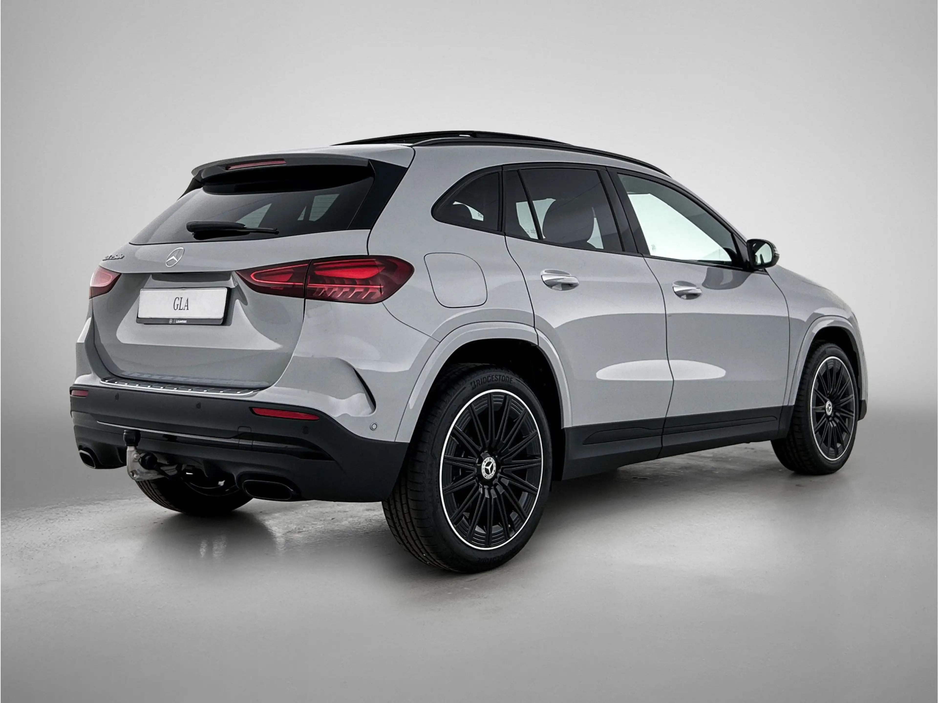 Mercedes-Benz GLA 250 e 140 Year Edition | Plus pakket | Nightpakket | T — photo 2