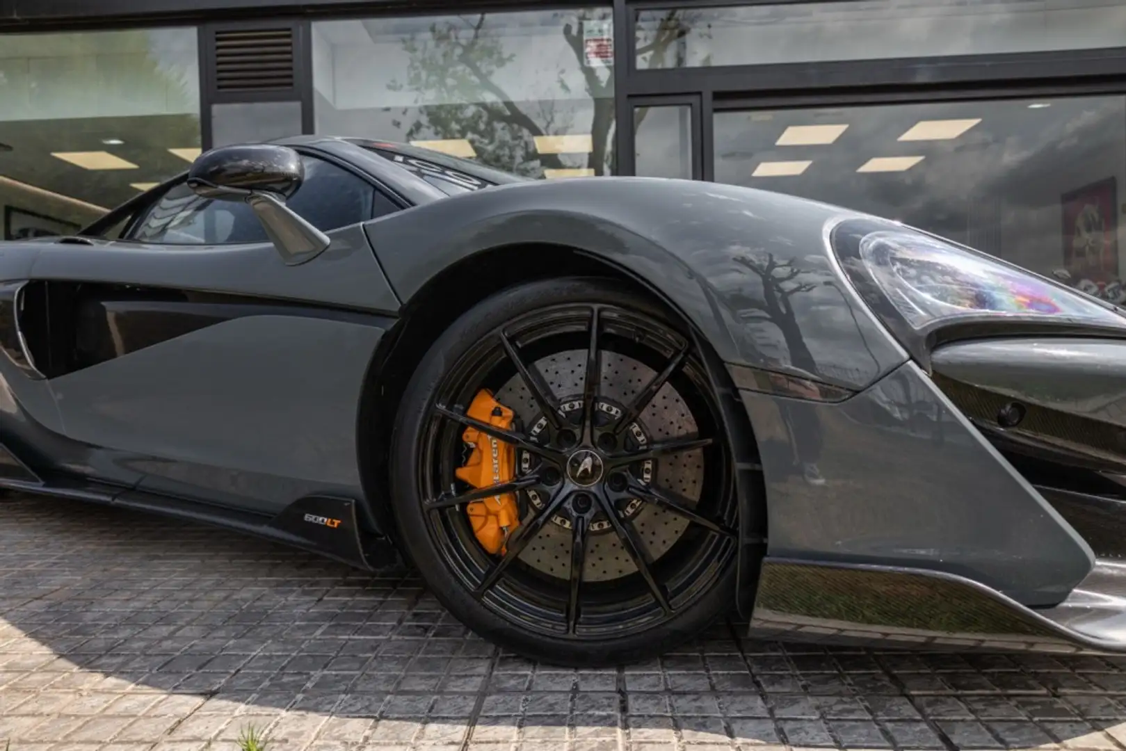 McLaren 600LT Gris - 2