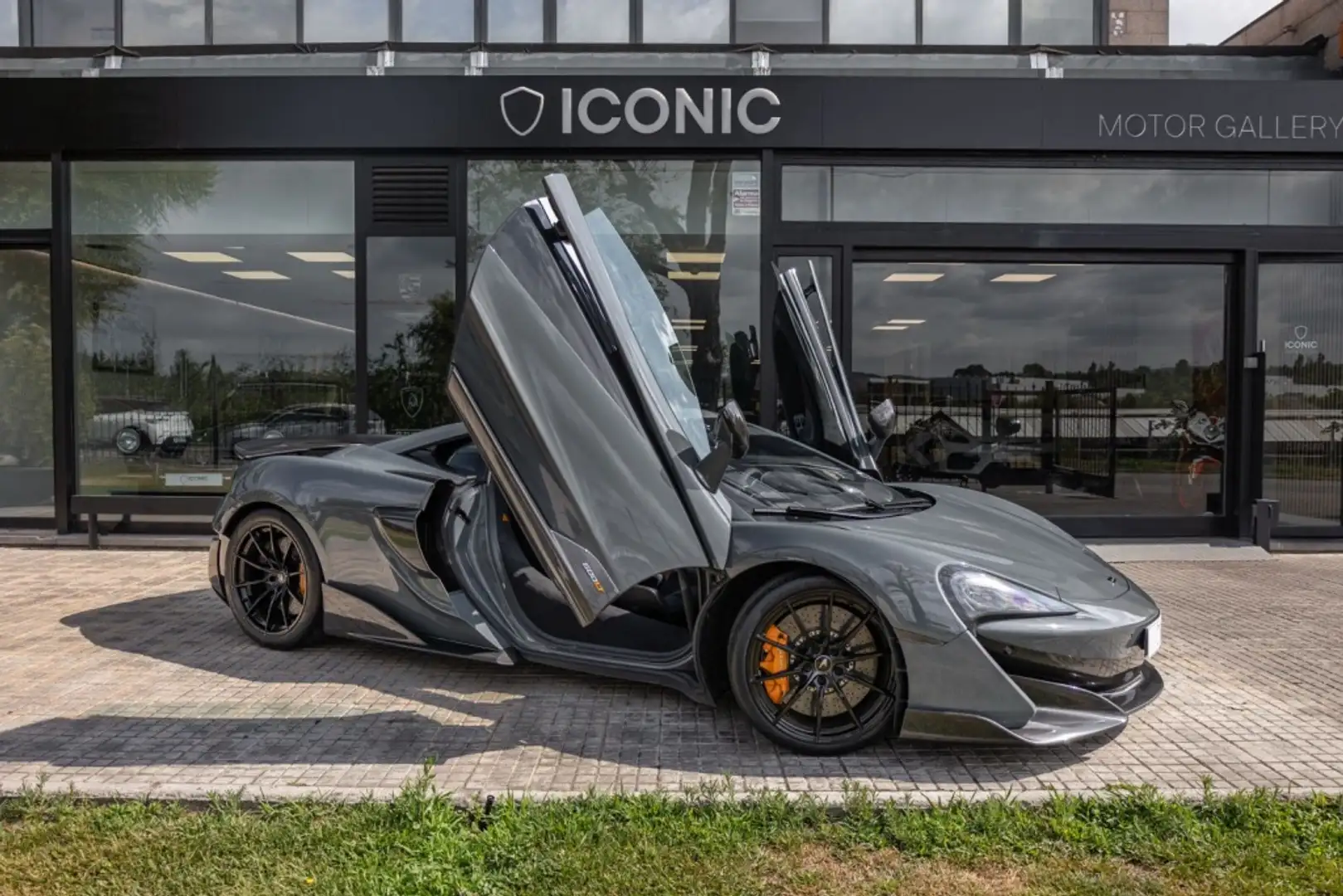McLaren 600LT Gris - 1