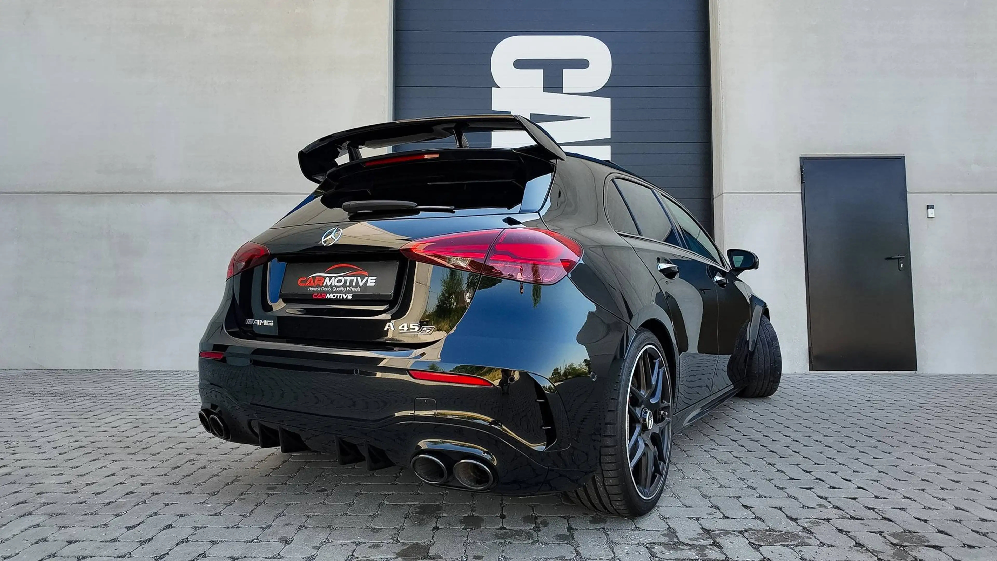 Mercedes-Benz A 45 AMG S 4-Matic / PANO / BURMESTER / HUD / MULTIBEAM LED / TRACK PACE / SPOILER — photo 8