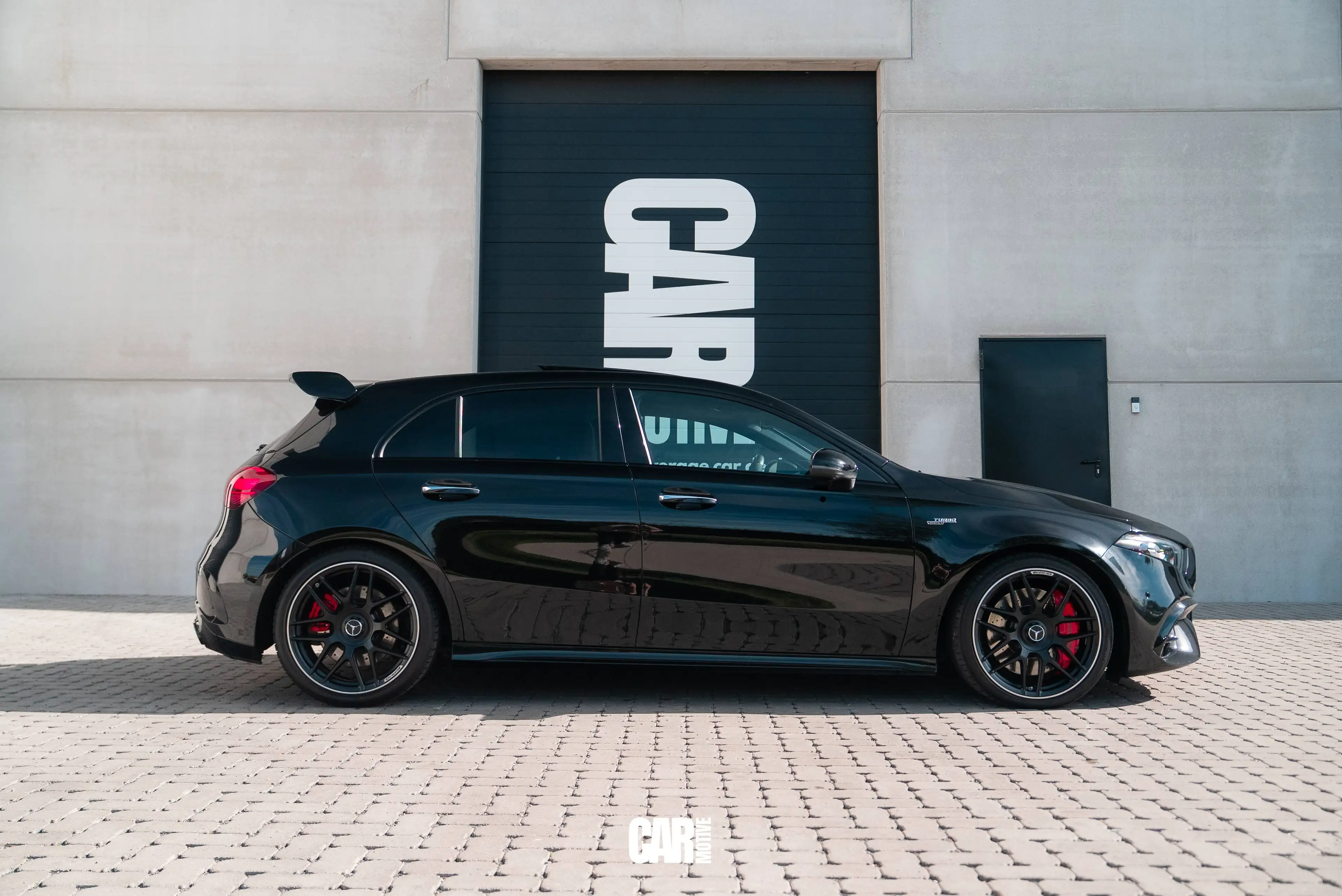 Mercedes-Benz A 45 AMG S 4-Matic / PANO / BURMESTER / HUD / MULTIBEAM LED / TRACK PACE / SPOILER — photo 10