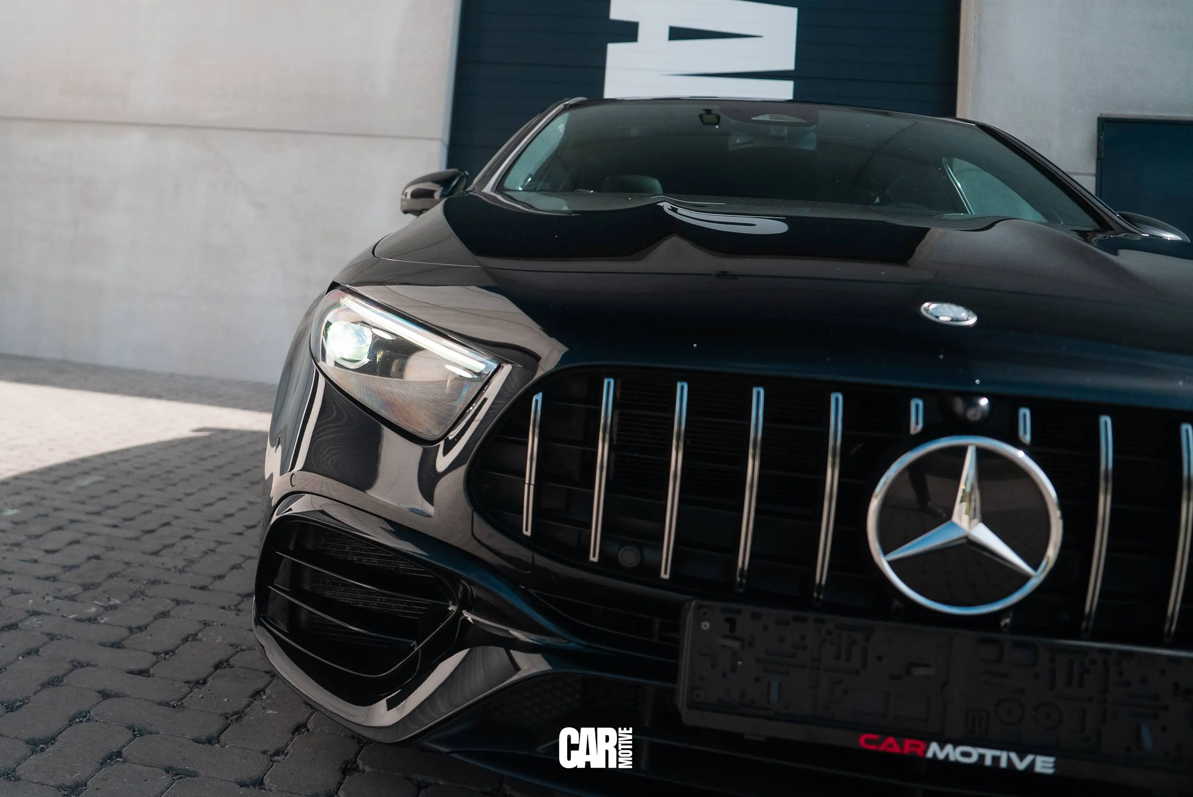Mercedes-Benz A 45 AMG S 4-Matic / PANO / BURMESTER / HUD / MULTIBEAM LED / TRACK PACE / SPOILER — photo 11