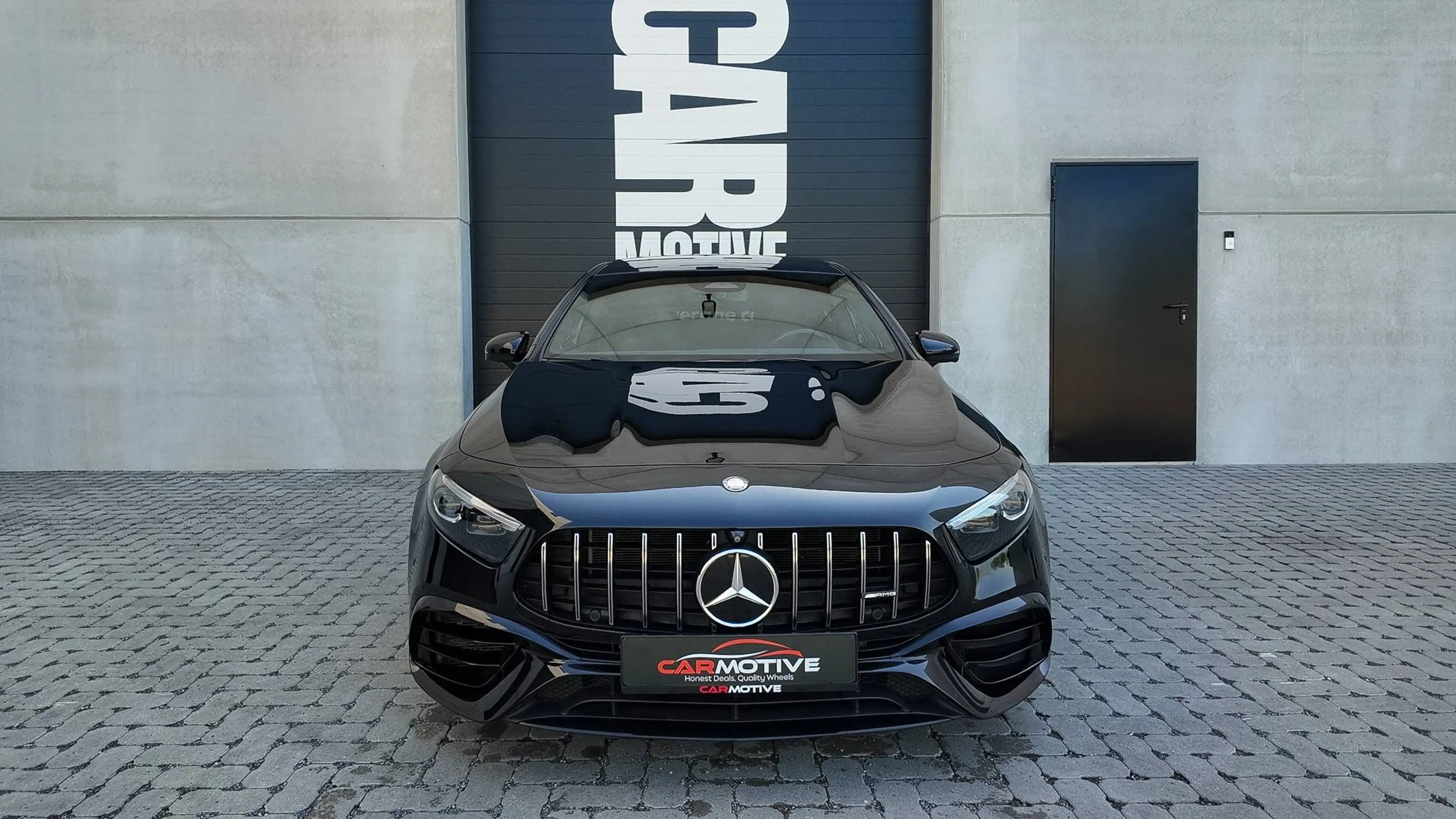 Mercedes-Benz A 45 AMG S 4-Matic / PANO / BURMESTER / HUD / MULTIBEAM LED / TRACK PACE / SPOILER — photo 3