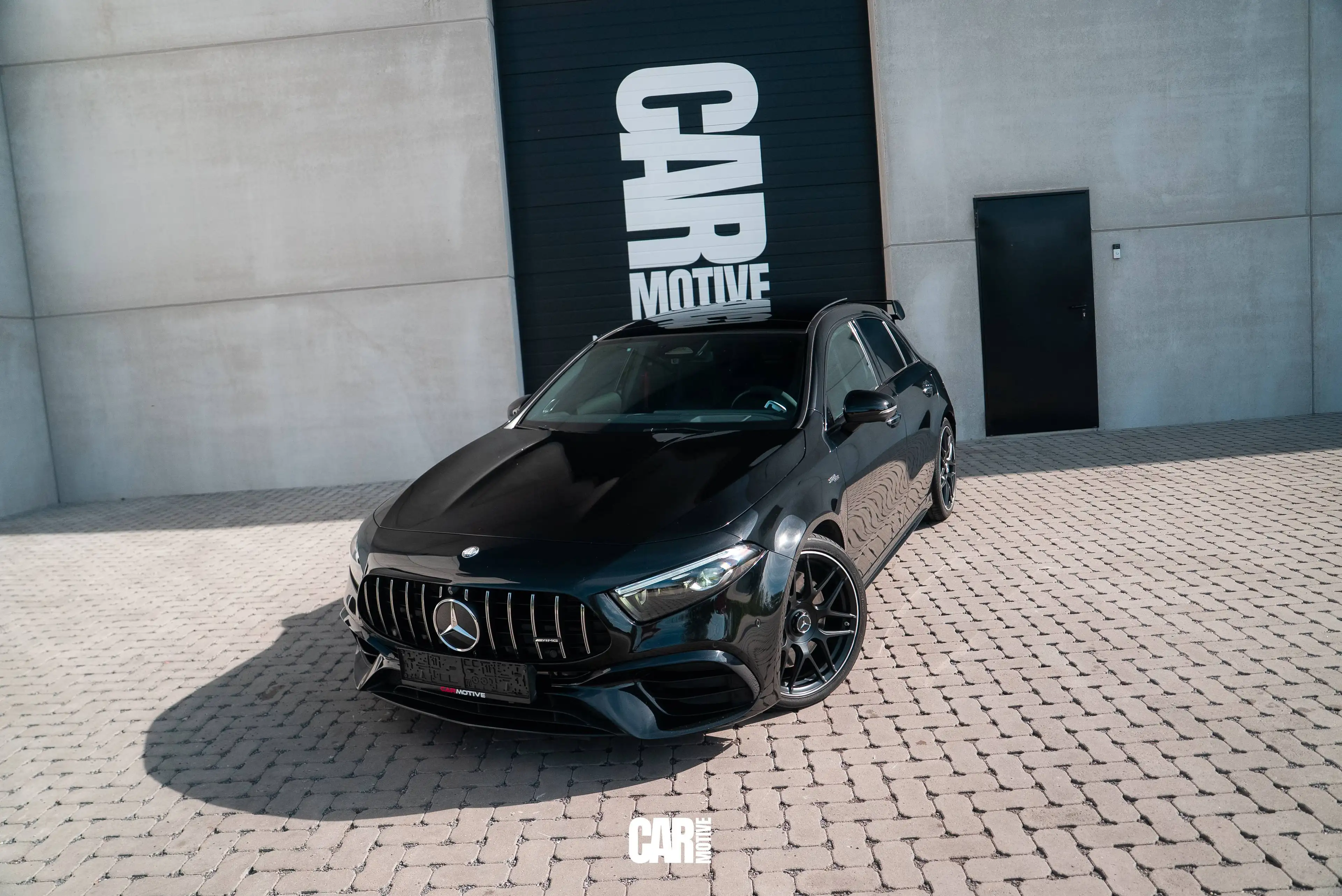 Mercedes-Benz A 45 AMG S 4-Matic / PANO / BURMESTER / HUD / MULTIBEAM LED / TRACK PACE / SPOILER — photo 2